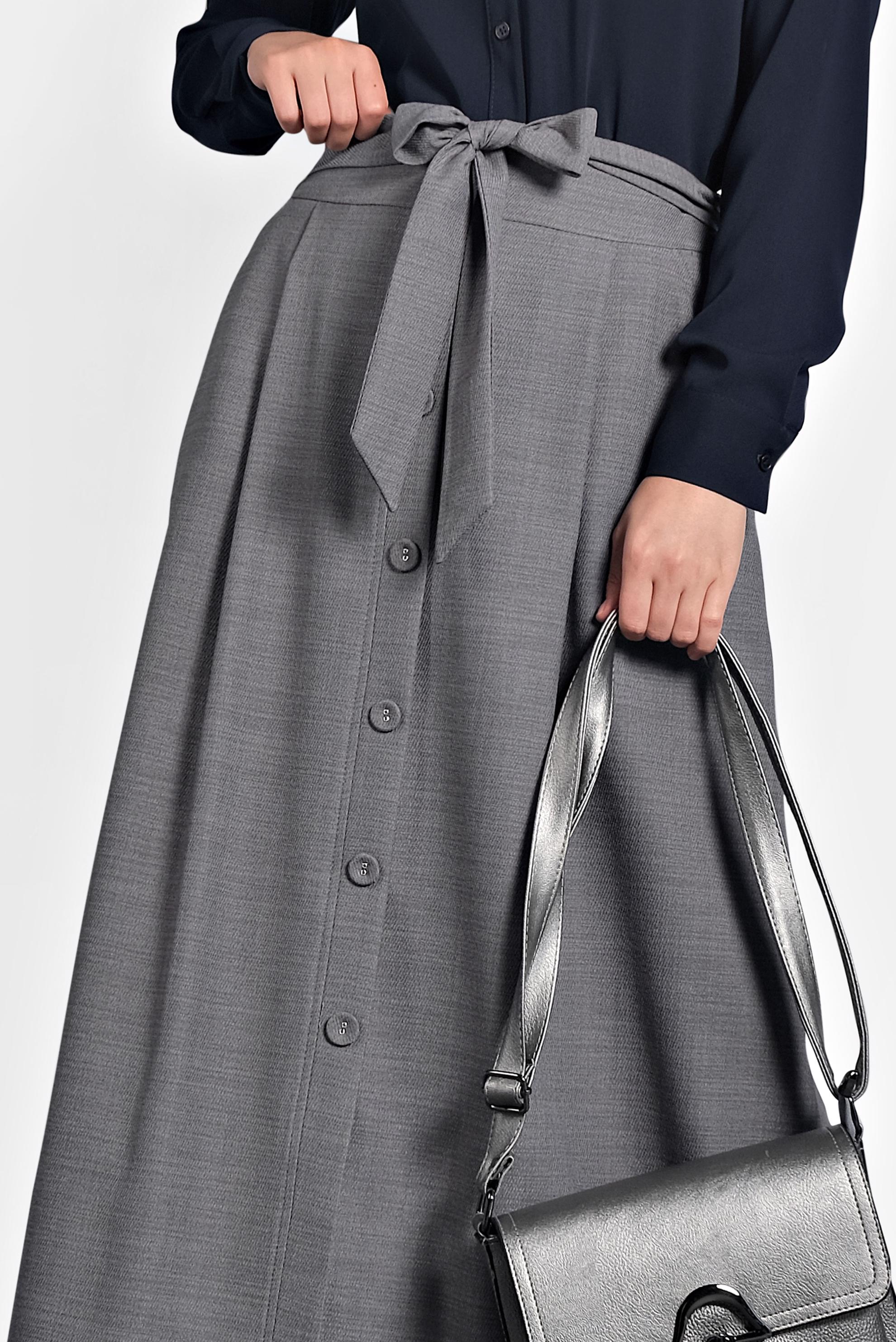 Tesettür giyim GRİ DÜĞMELİ KUŞAKLI ETEK 60021 