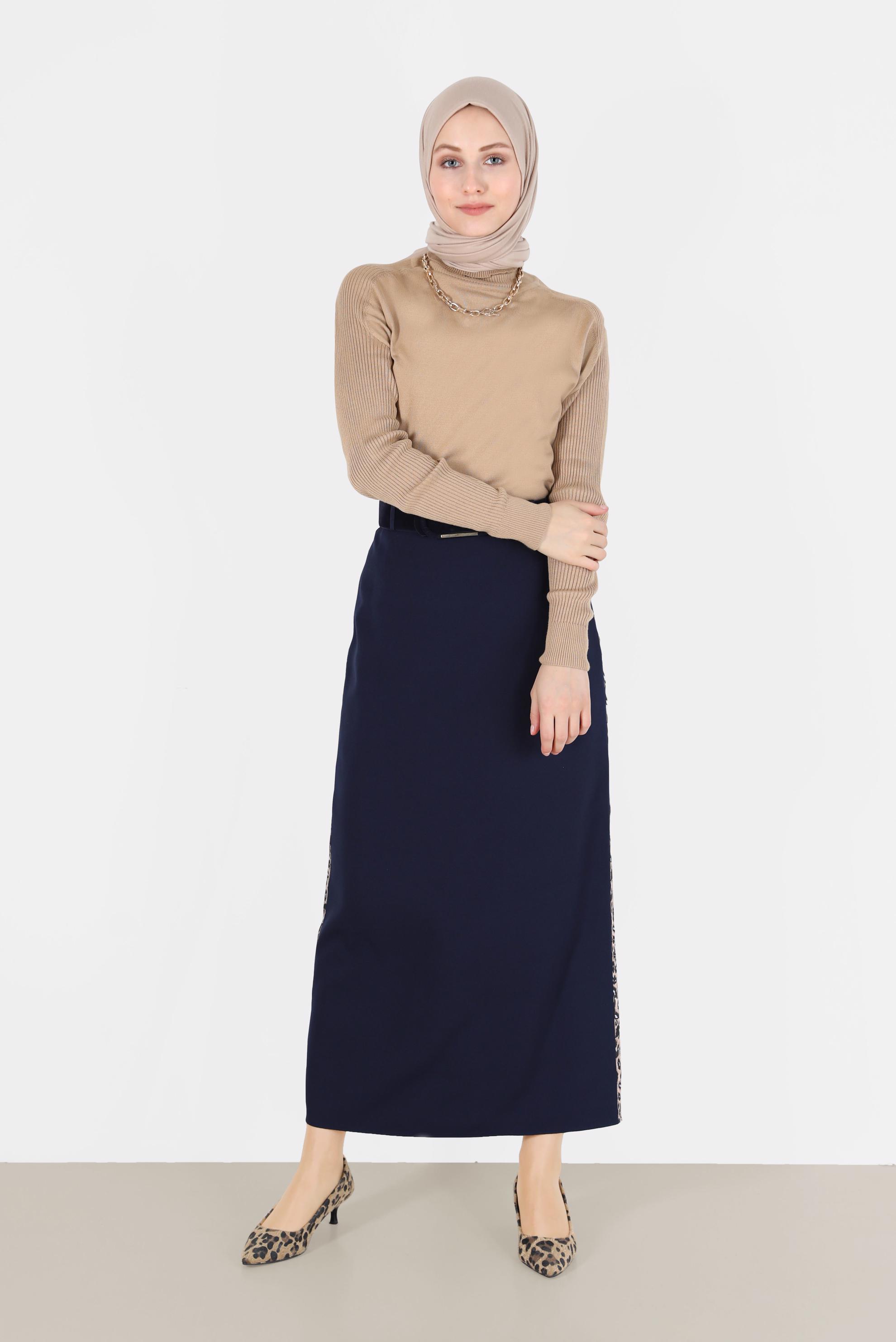 Tesettür giyim LACİVERT ŞERİTLİ ETEK 60024