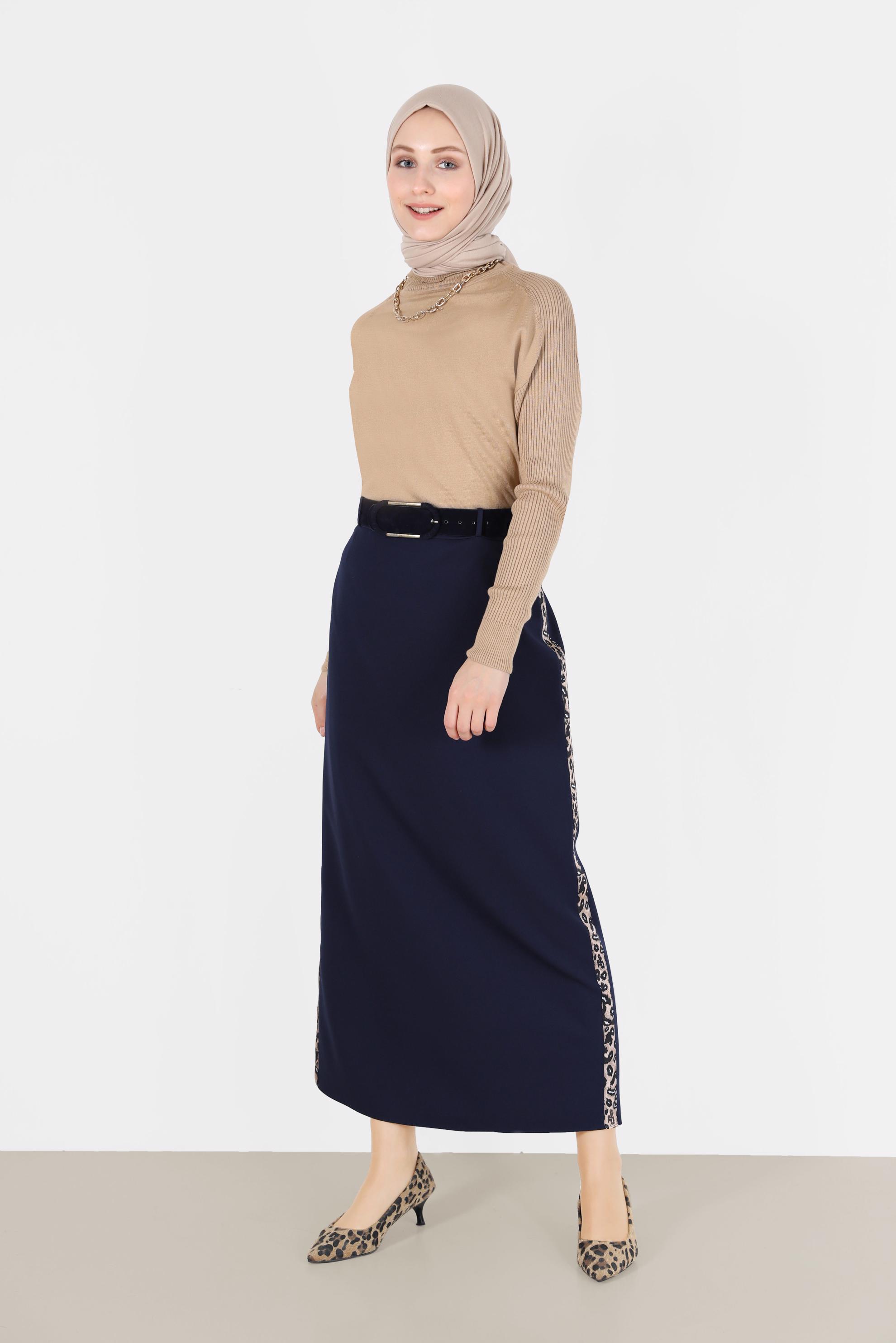 Tesettür giyim LACİVERT ŞERİTLİ ETEK 60024