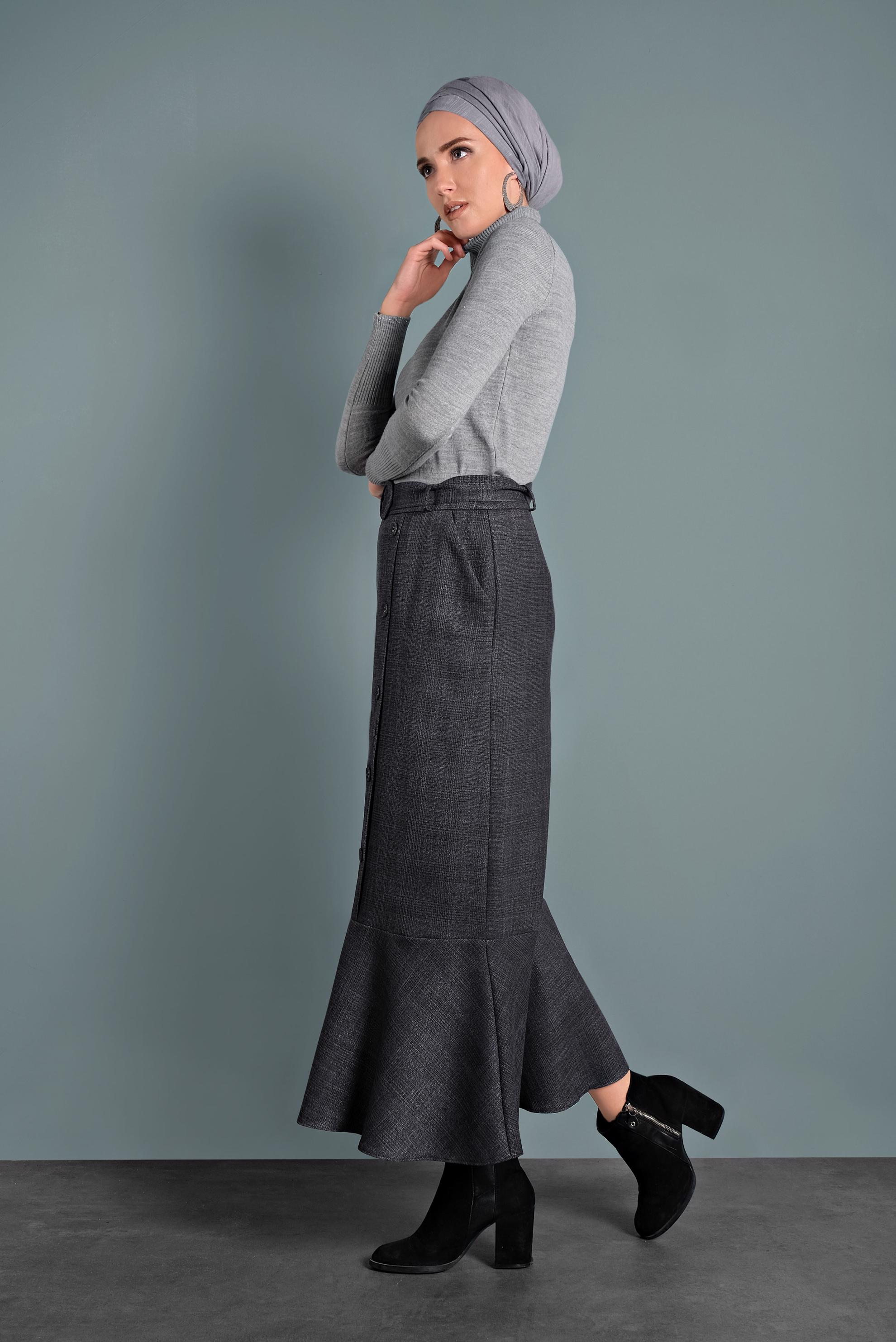 Tesettür giyim SİYAH EKOSE TROMPET ETEK 60027 