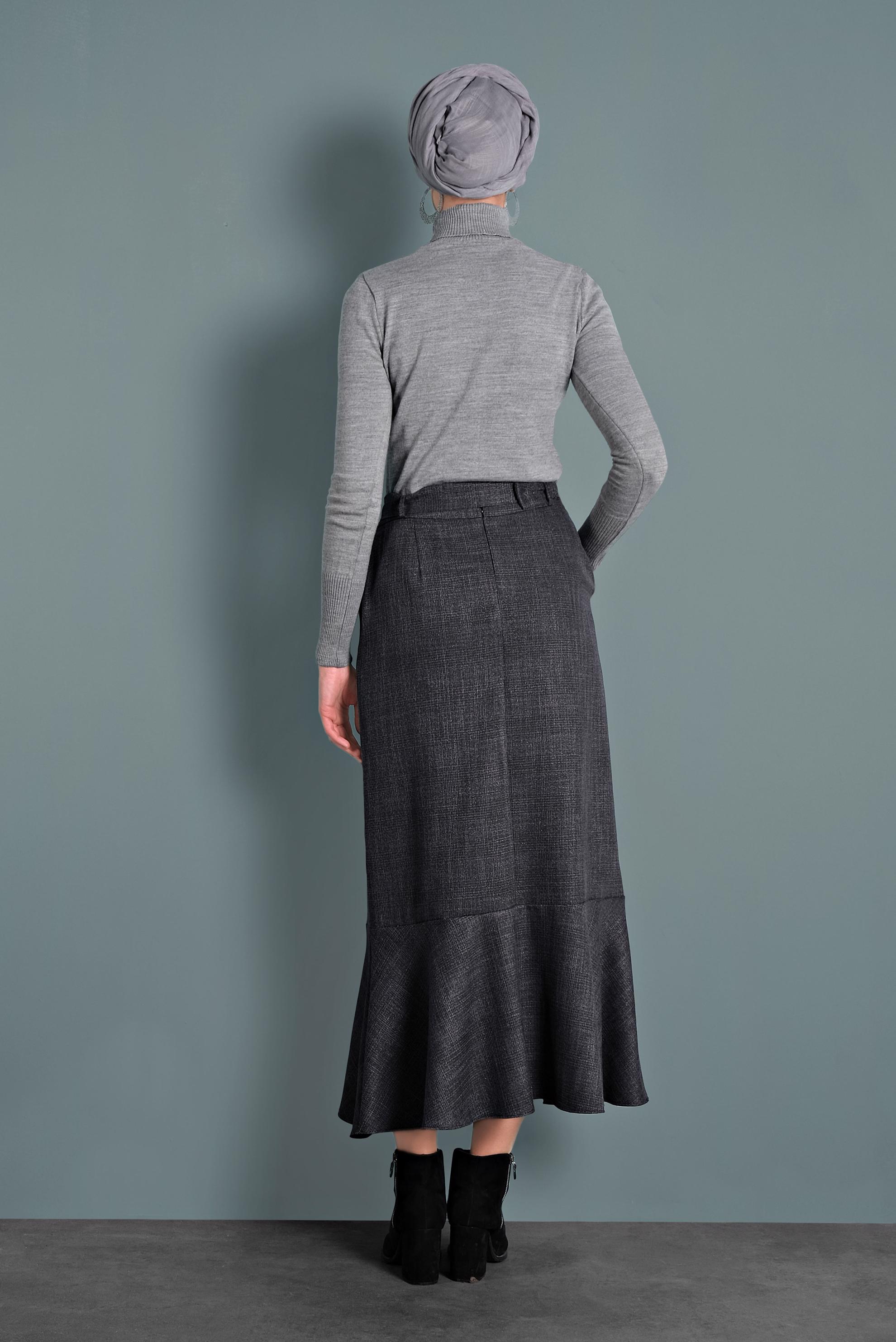 Tesettür giyim SİYAH EKOSE TROMPET ETEK 60027 