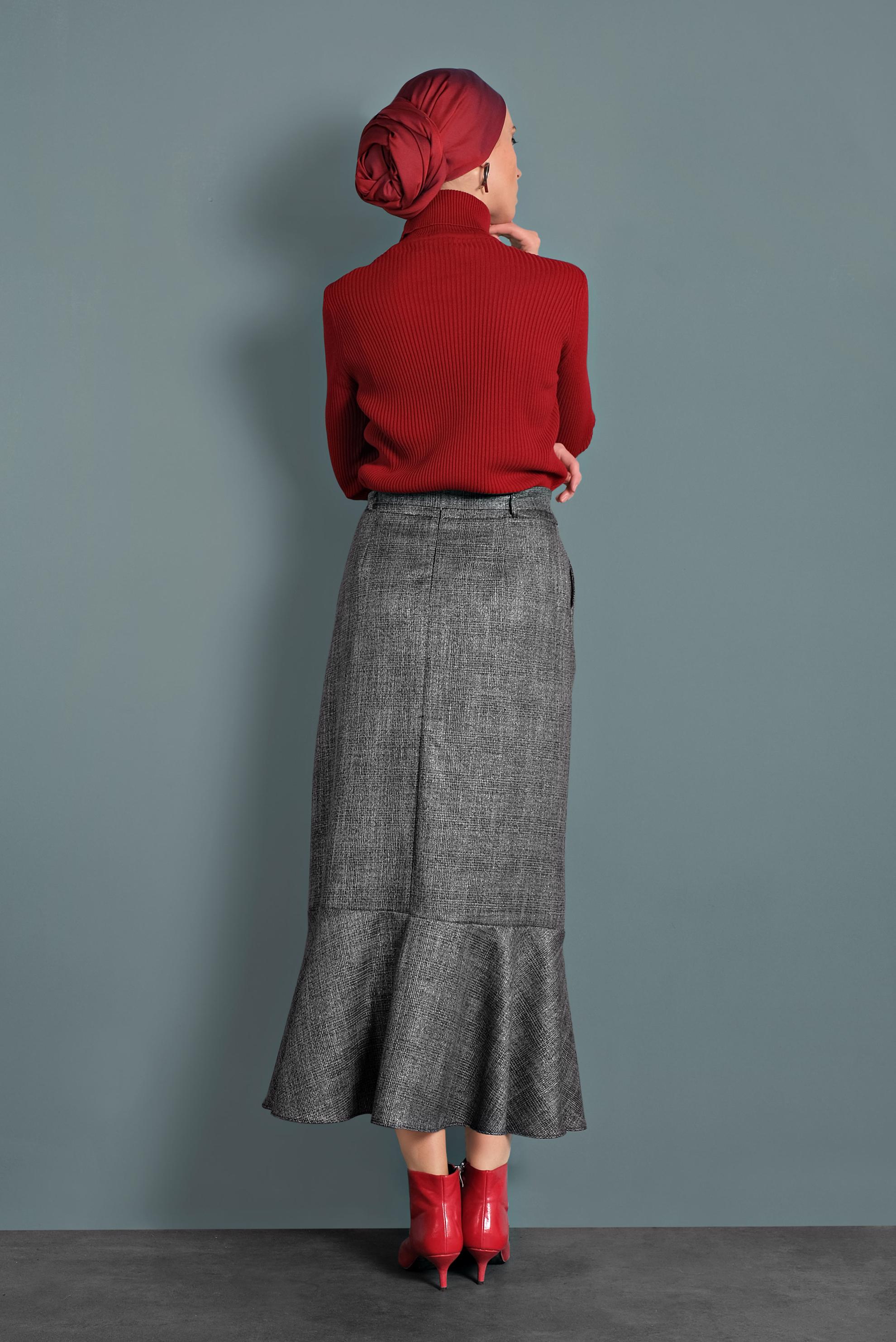 Tesettür giyim SİYAH EKOSE TROMPET ETEK 60027 