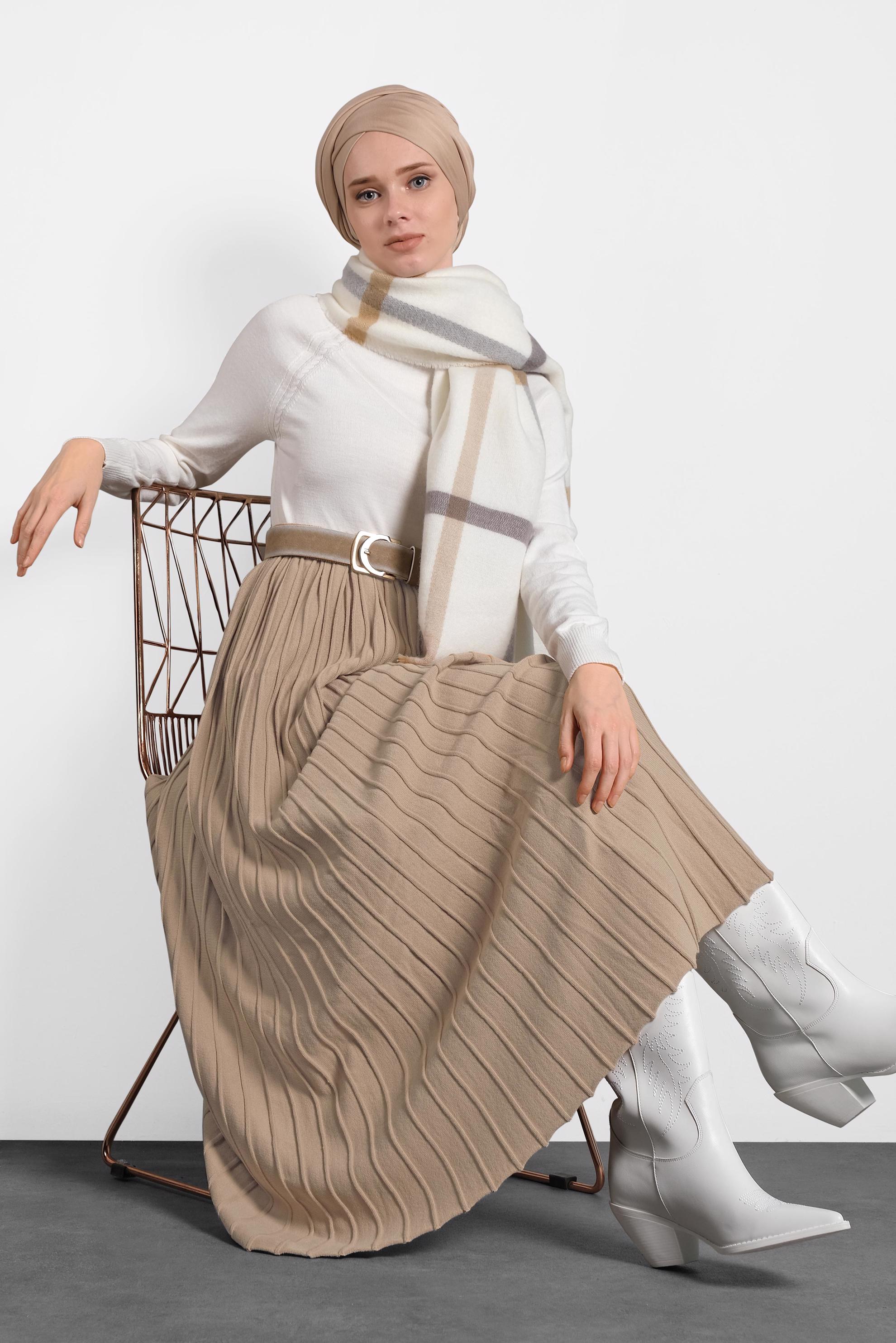 Tesettür giyim KAHVE PİLİSELİ TRİKO ETEK 60028 