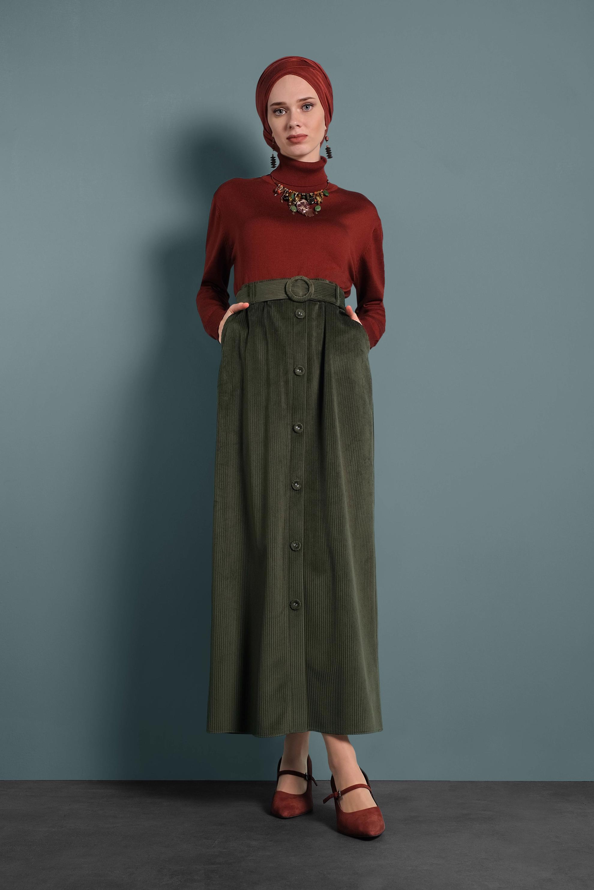 Tesettür giyim HAKİ DÜĞMELİ KEMERLİ KADİFE ETEK 60033 