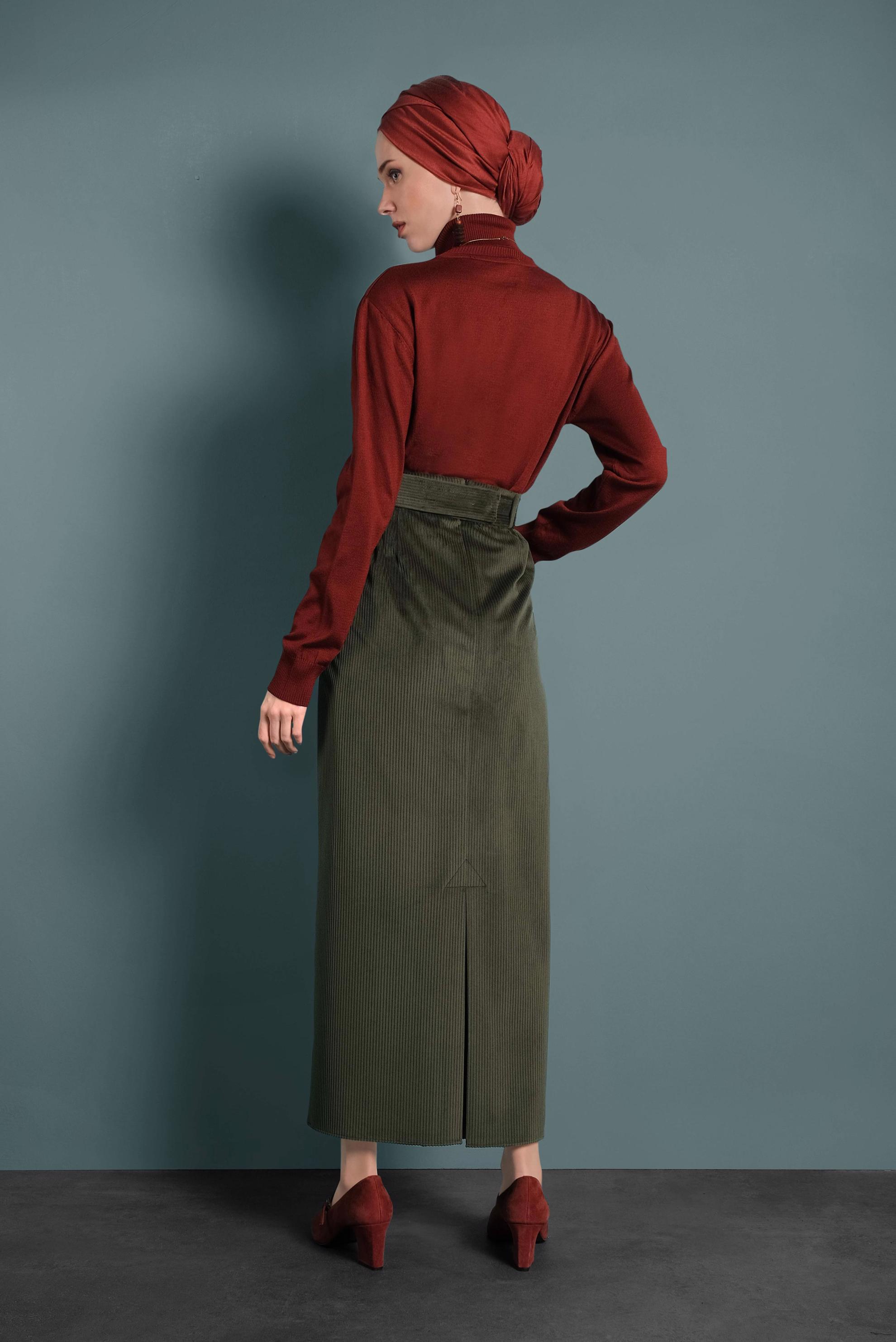 Tesettür giyim HAKİ DÜĞMELİ KEMERLİ KADİFE ETEK 60033 