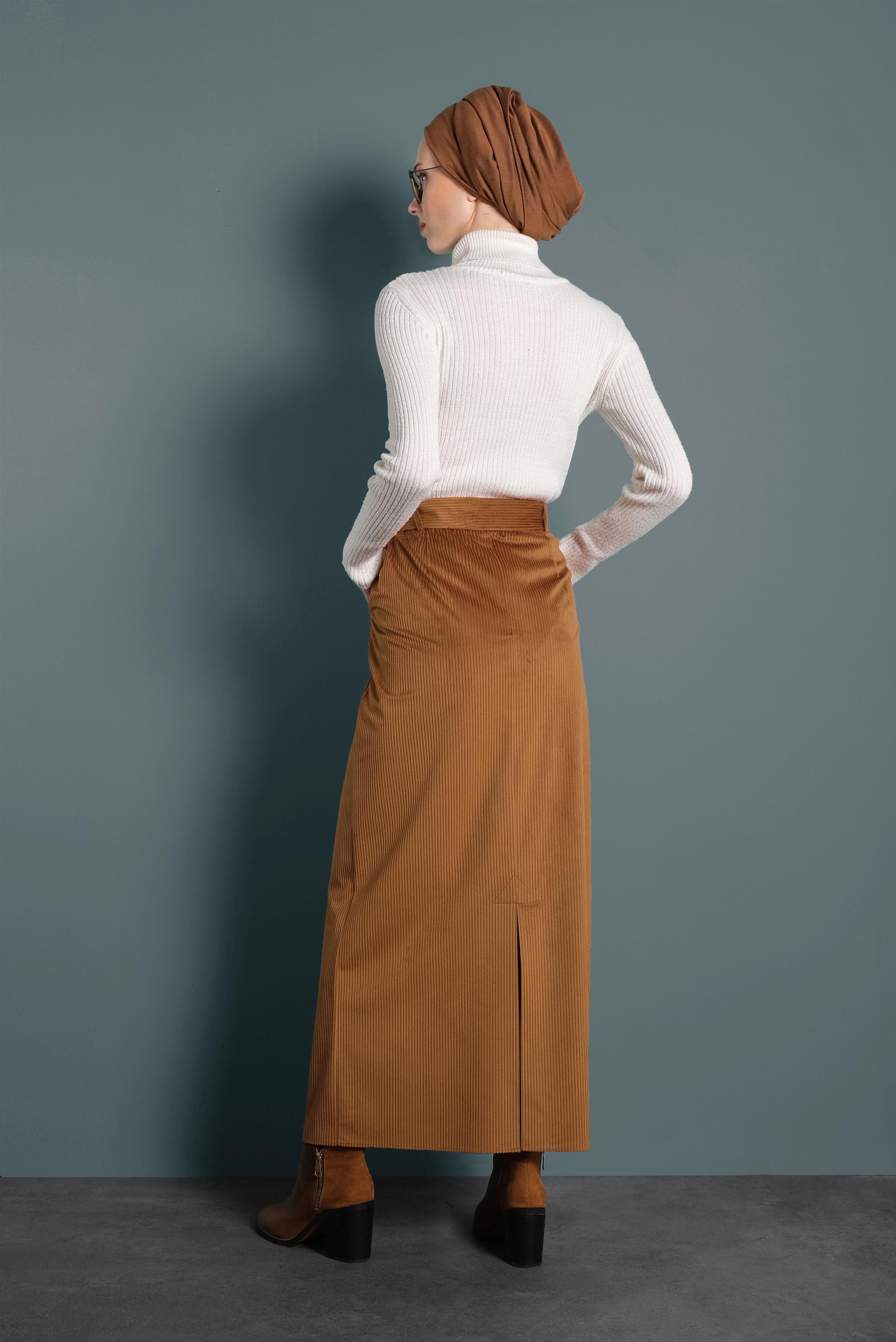 Tesettür giyim TABA DÜĞMELİ KEMERLİ KADİFE ETEK 60033 