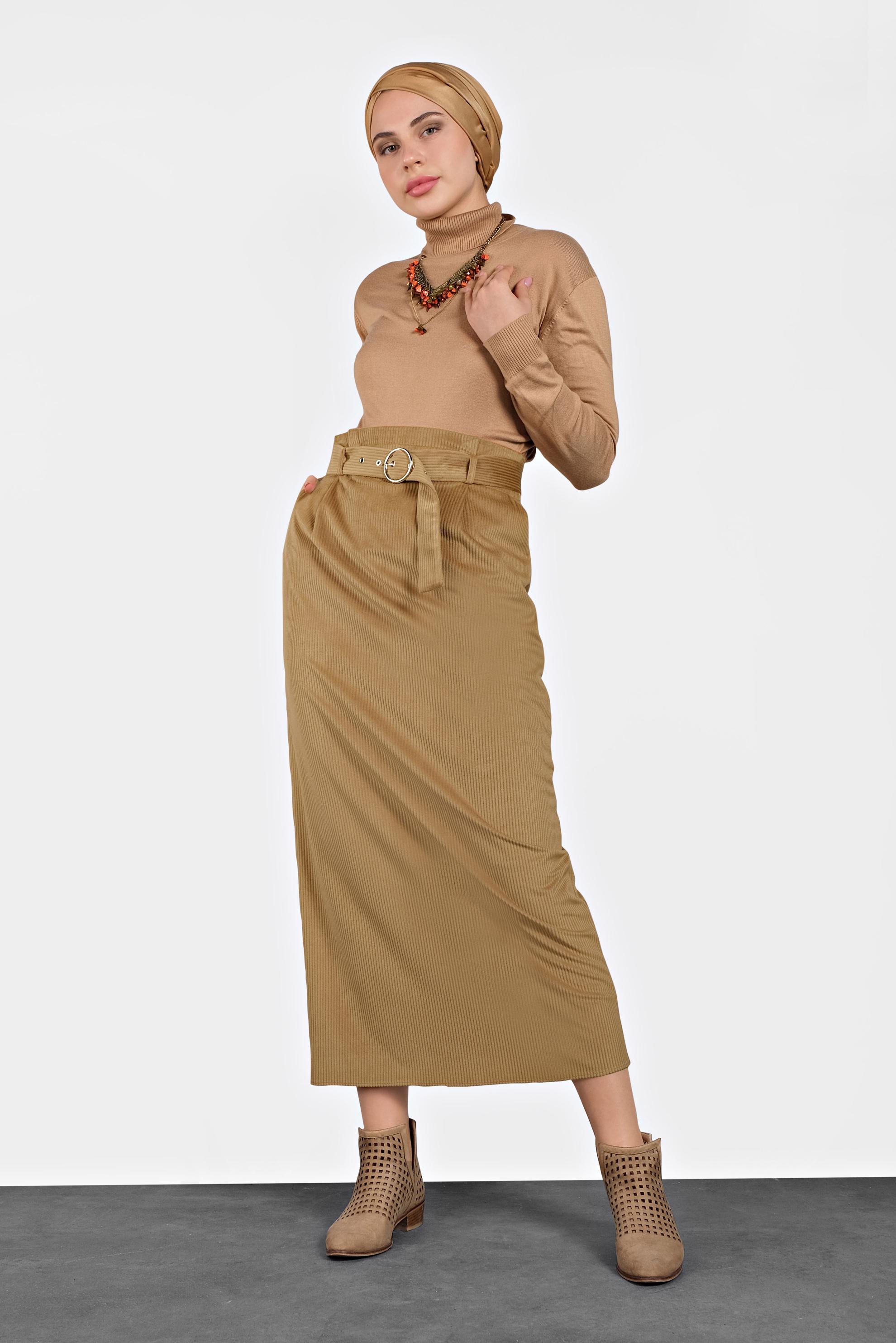 Tesettür giyim TABA KEMERLİ KADİFE ETEK 60034