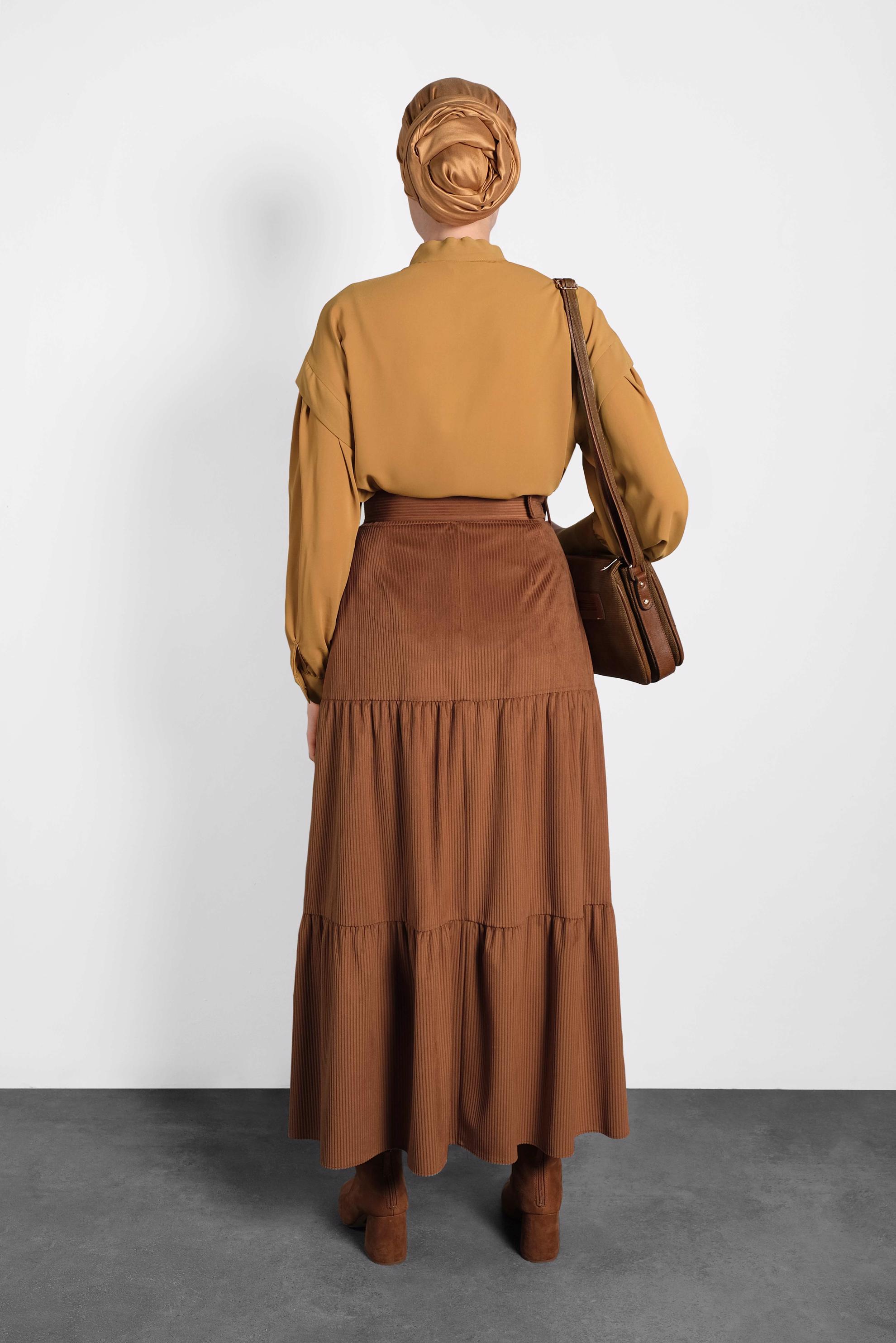 Tesettür giyim TABA DÜĞMELİ KEMERLİ VOLANLI ETEK 60036 