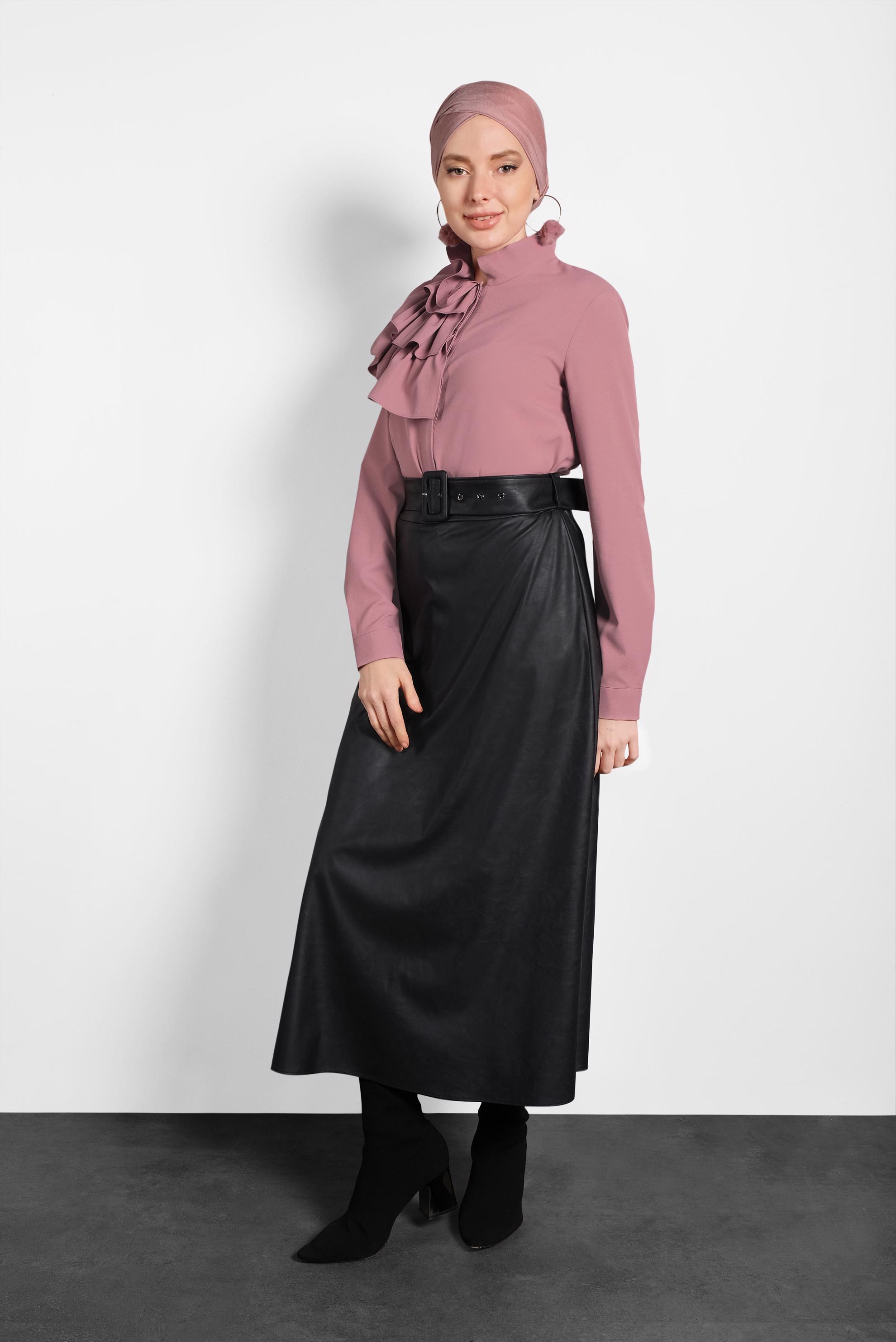 Tesettür giyim SİYAH A KESİM KEMERLİ DERİ ETEK 60043