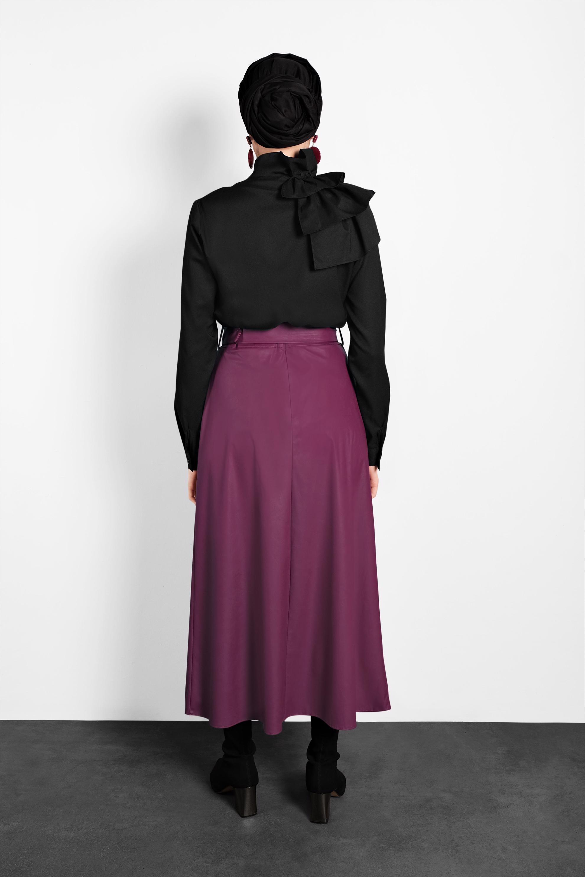 Tesettür giyim BORDO A KESİM KEMERLİ DERİ ETEK 60043