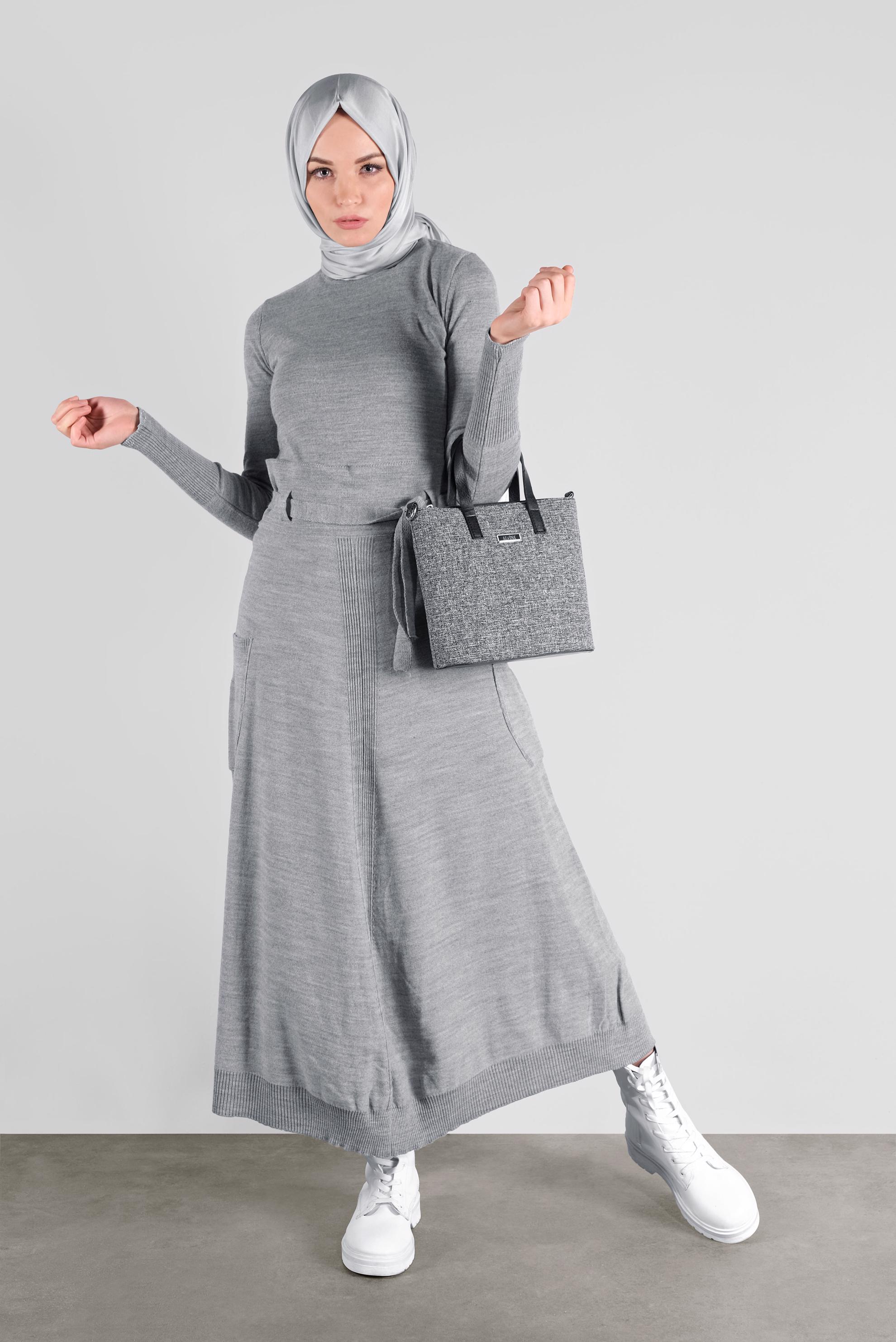 Tesettür giyim GRİ TRİKO ETEK 60101 