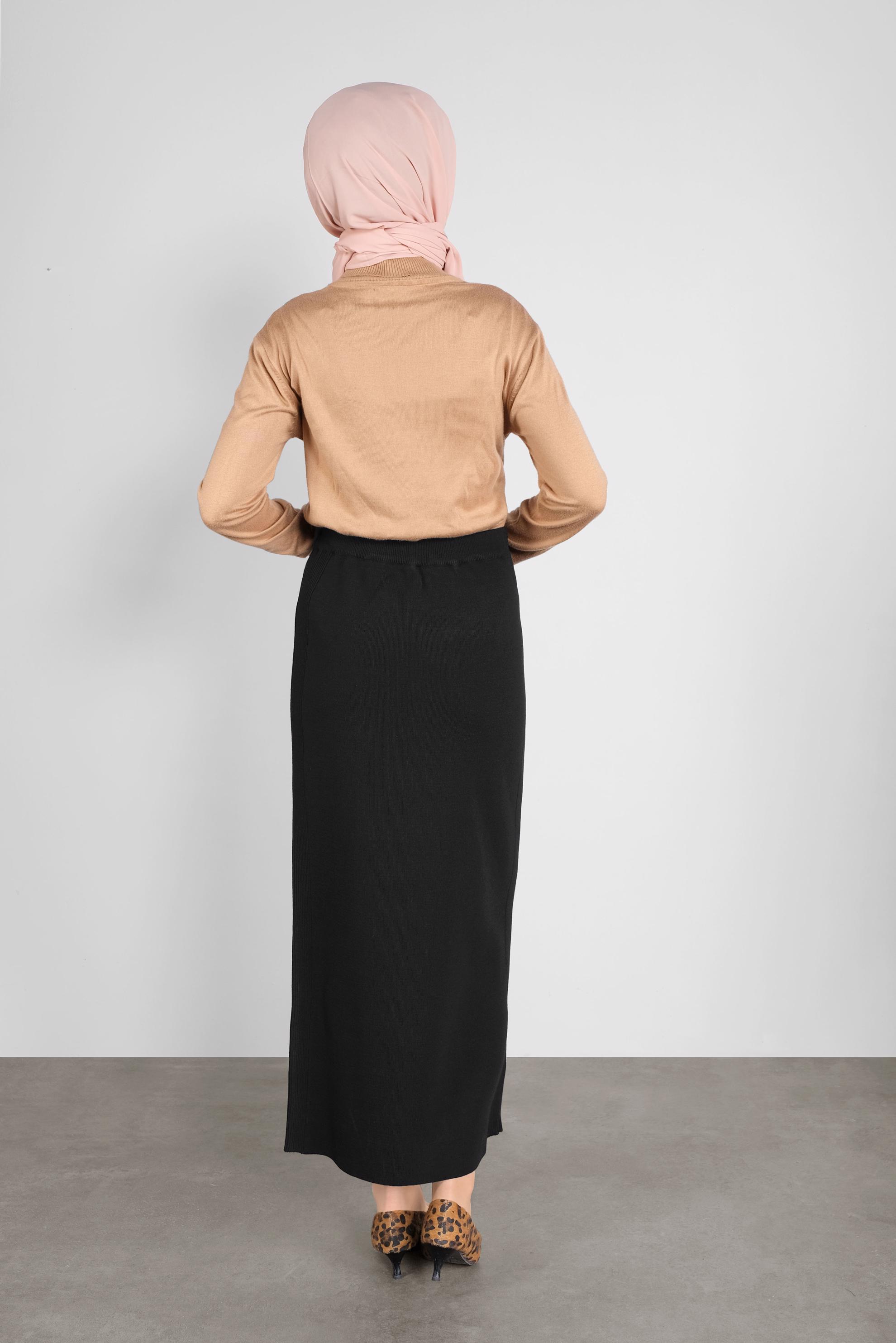 Tesettür giyim SİYAH DÜZ TRİKO ETEK 60102 