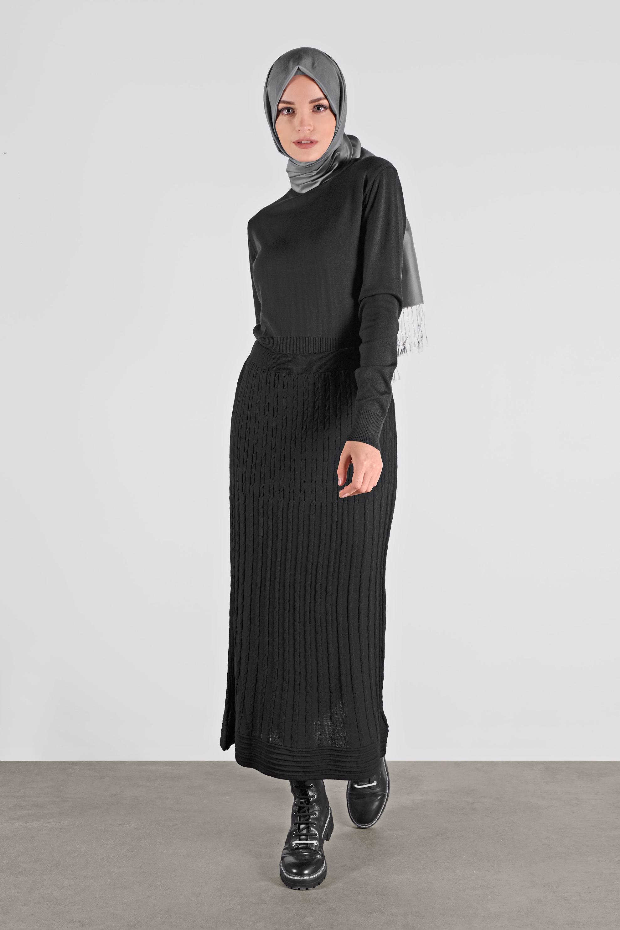 Tesettür giyim SİYAH ÖRGÜ DESENLİ TRİKO ETEK 60103 