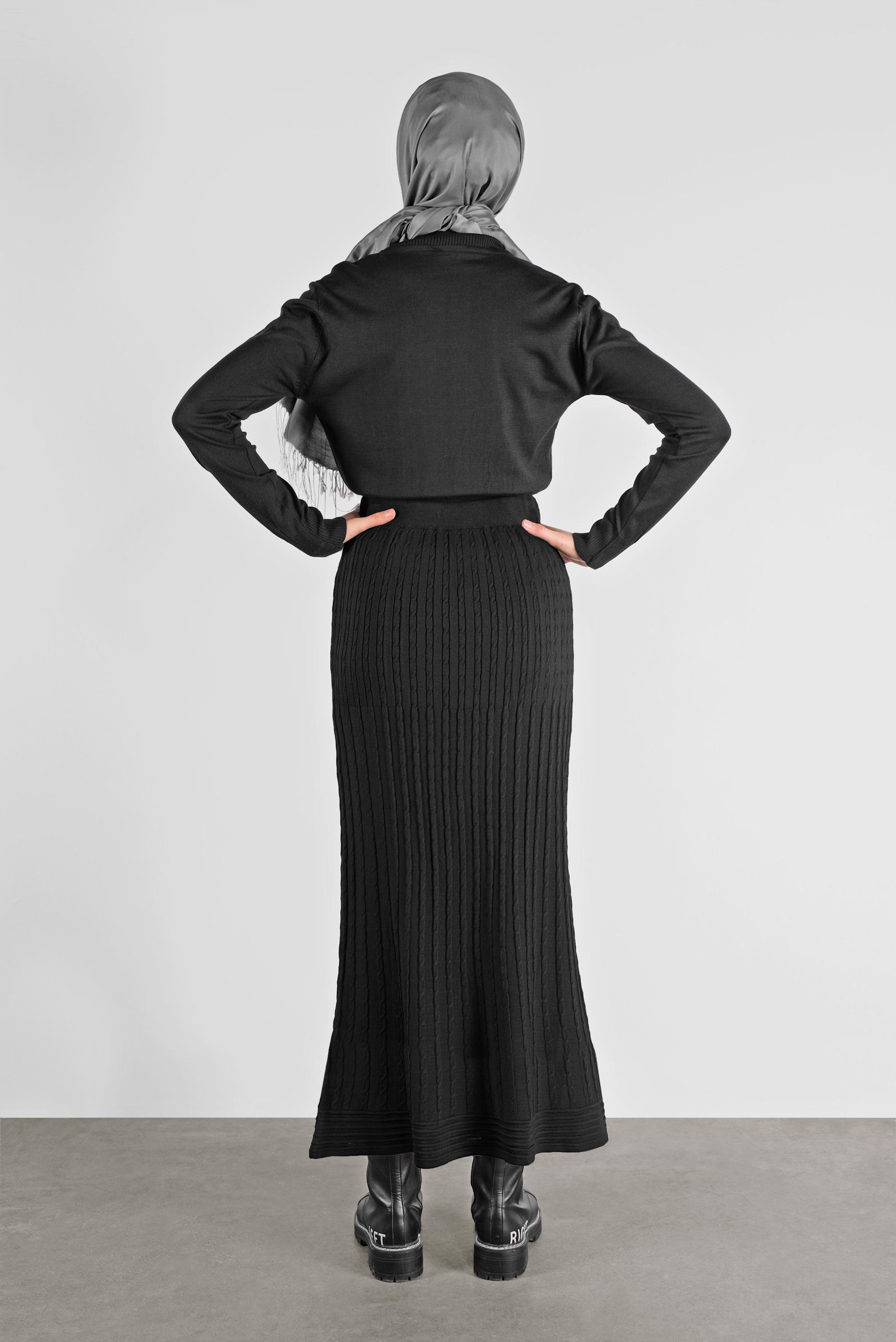 Tesettür giyim SİYAH ÖRGÜ DESENLİ TRİKO ETEK 60103 