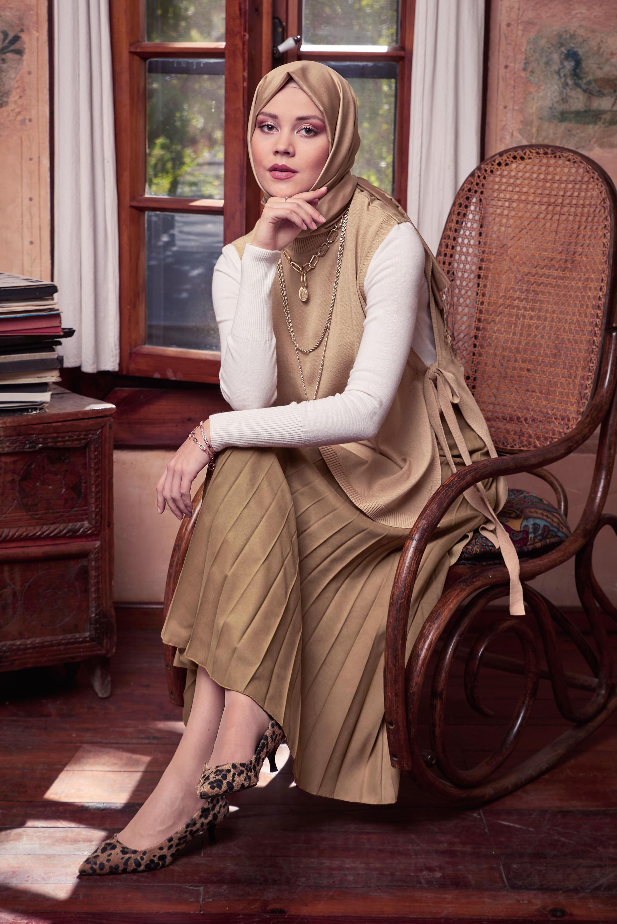 Vêtements hijab BEIGE JUPE À PLISSÉE 60108 