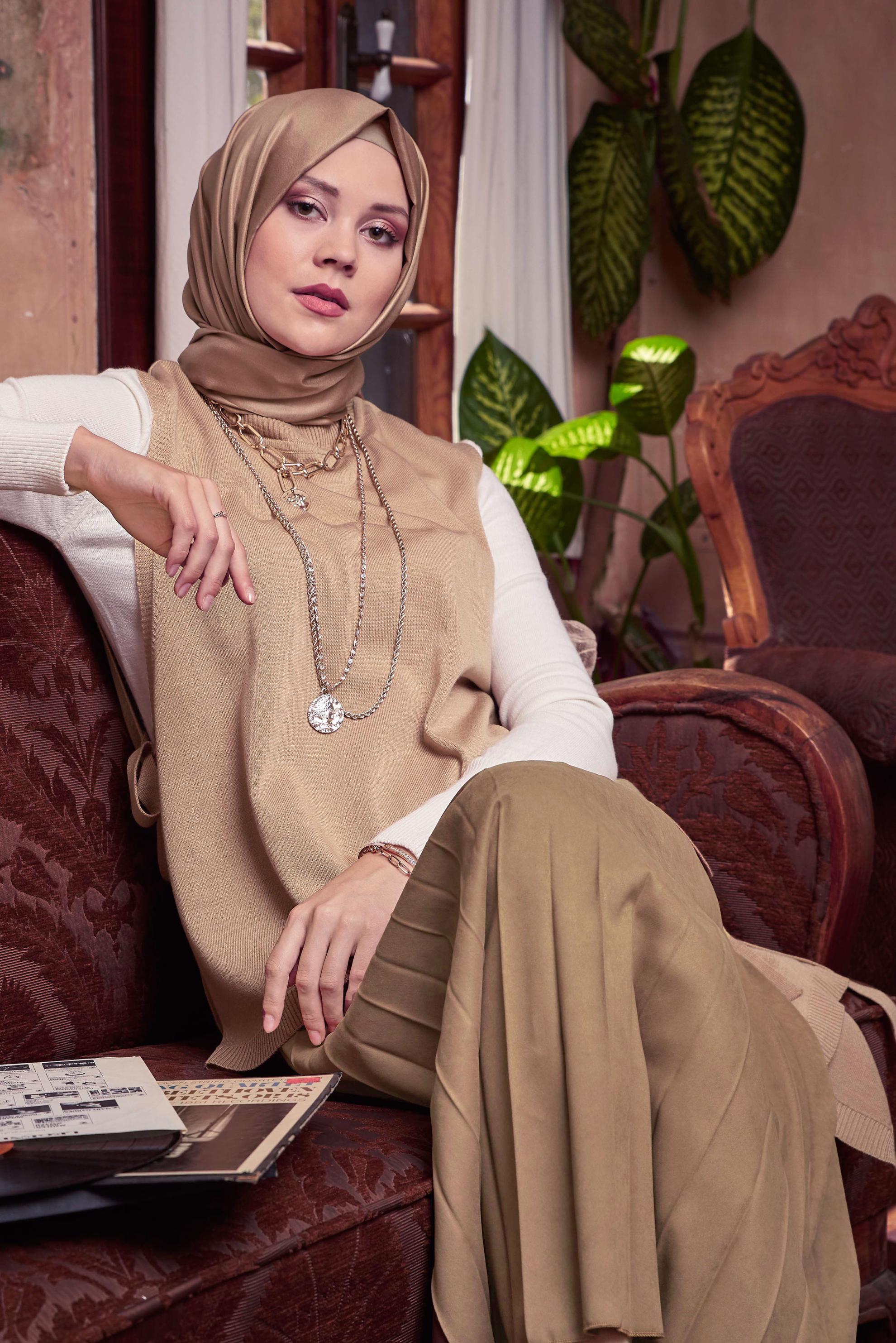 Vêtements hijab BEIGE JUPE À PLISSÉE 60108 