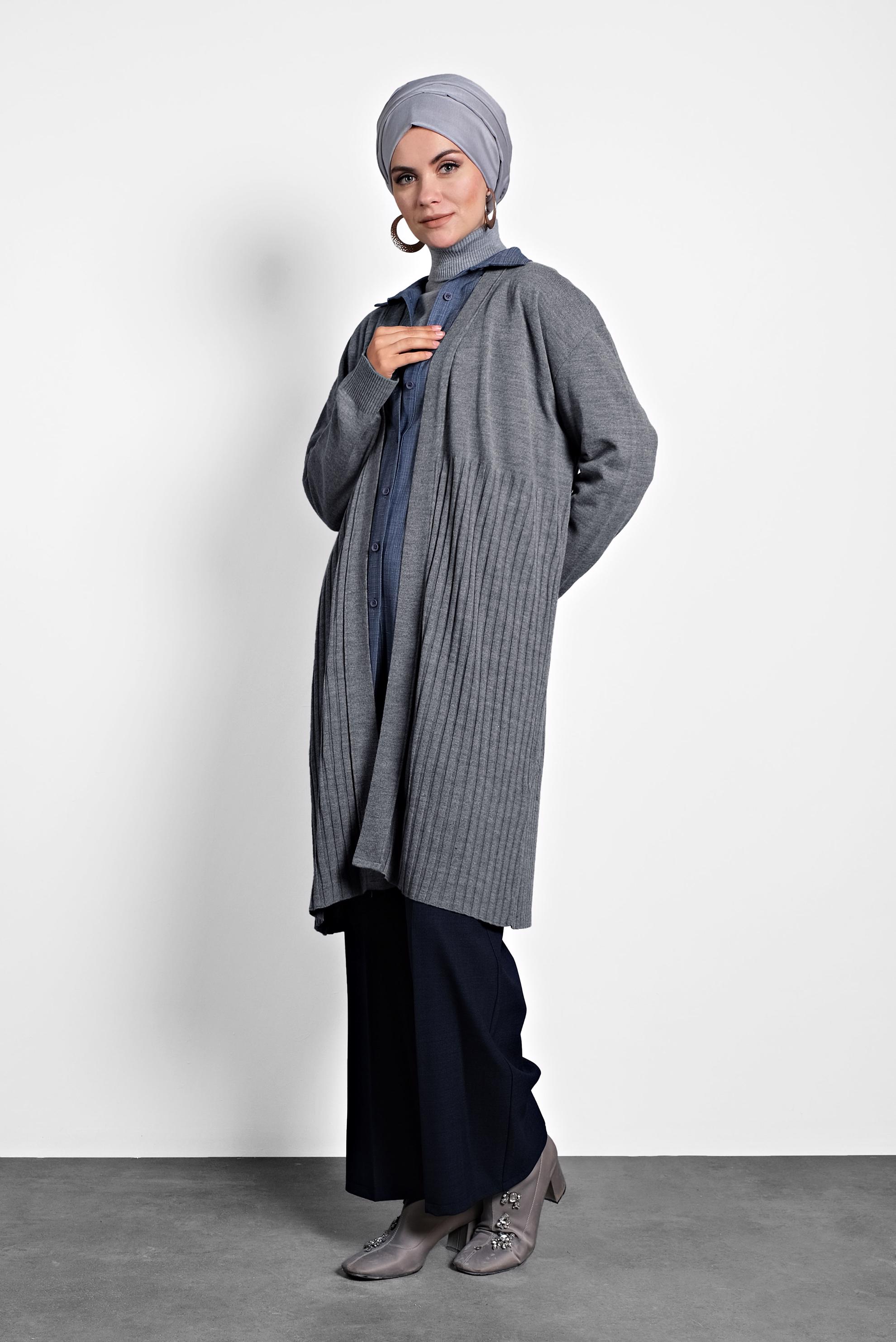 Tesettür giyim GRİ FİTİLLİ TRİKO HIRKA 40035
