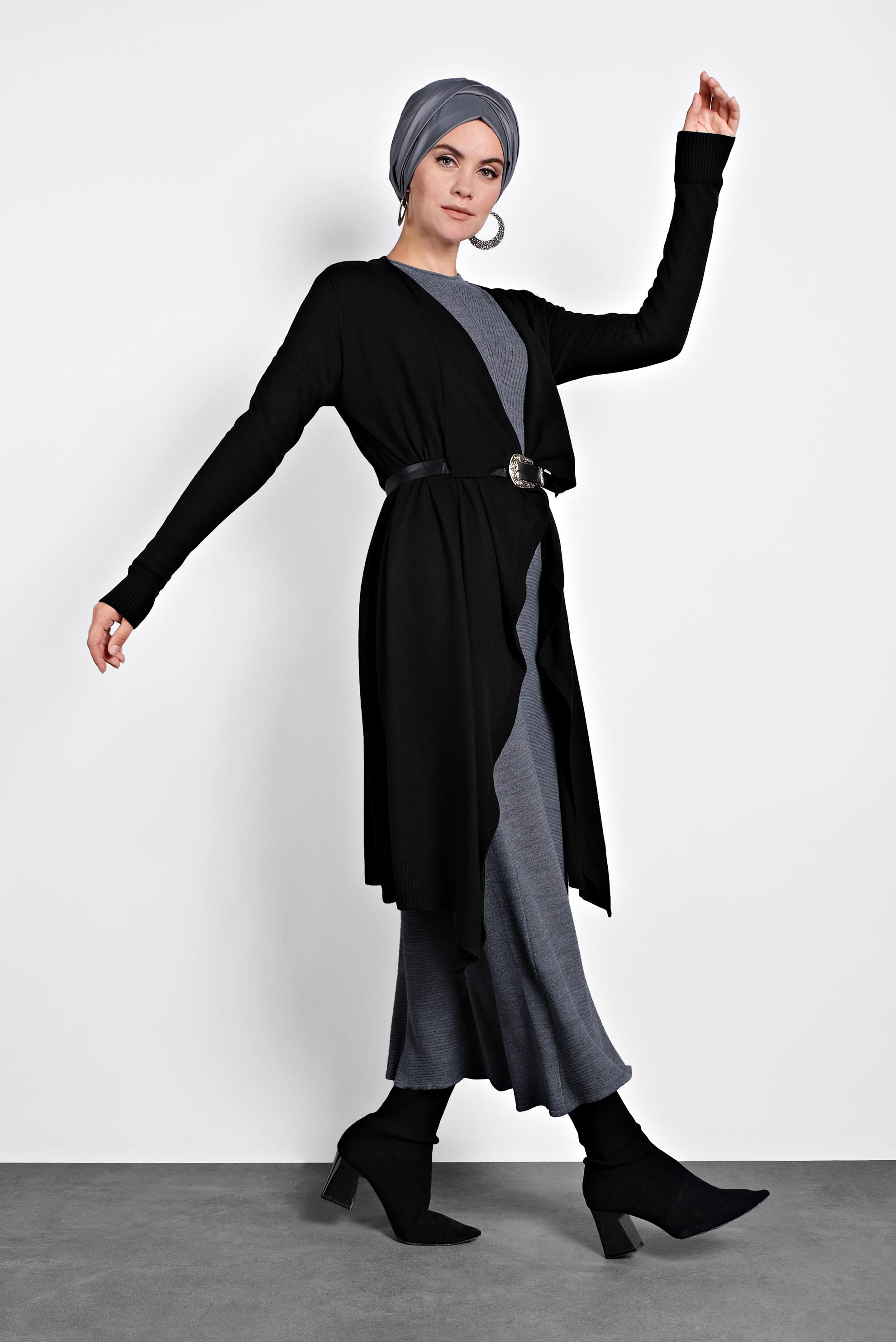 Tesettür giyim SİYAH ASİMETRİK KESİM TRİKO HIRKA 40036 