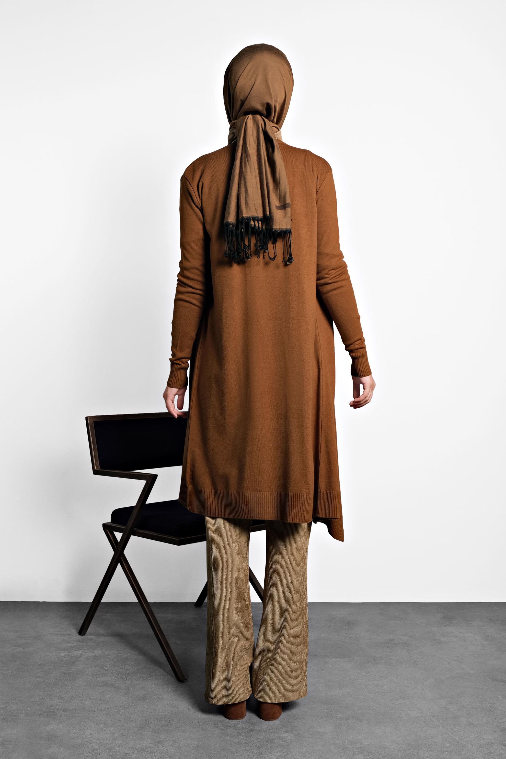 Tesettür giyim TABA ASİMETRİK KESİM TRİKO HIRKA 40036 