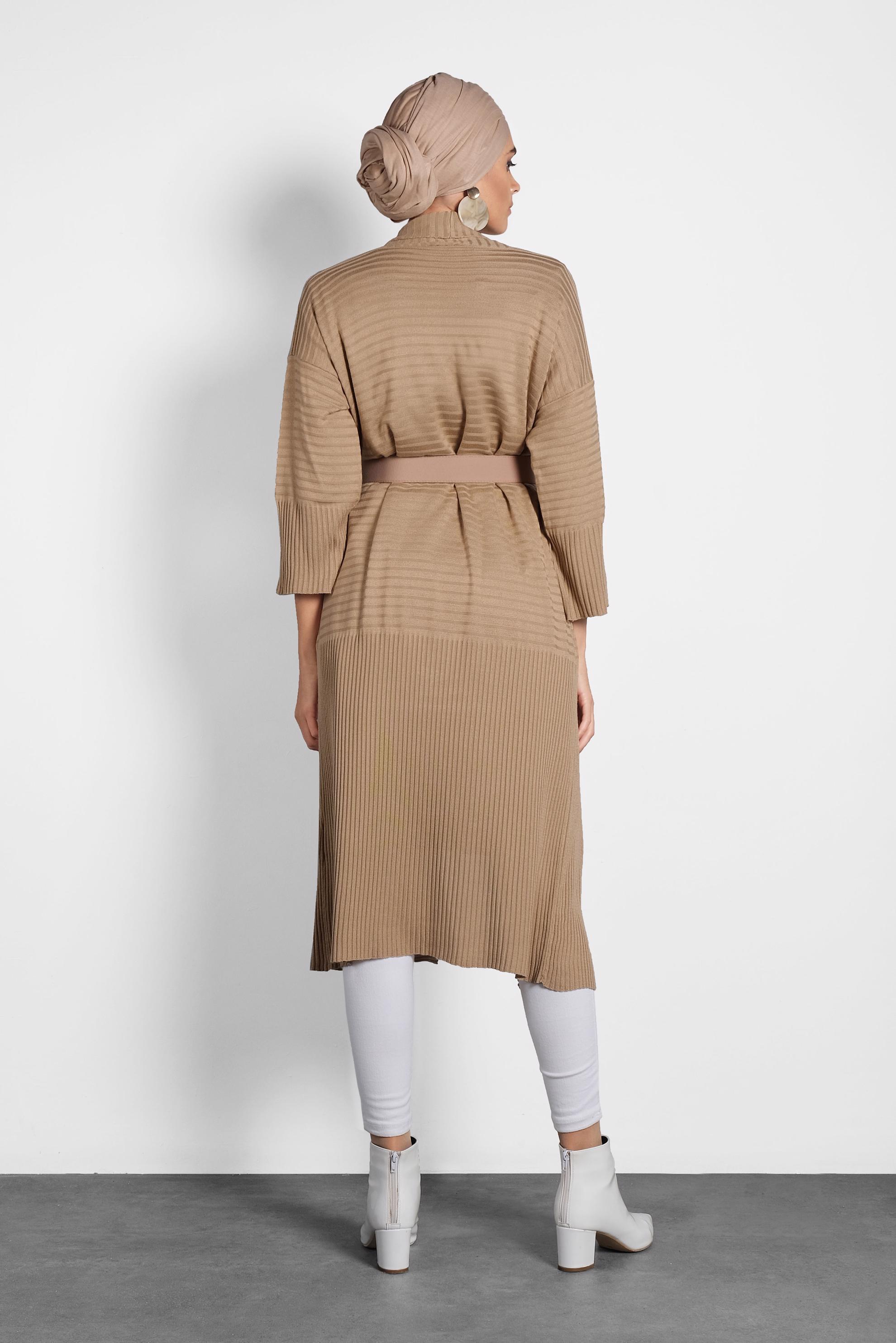 Tesettür giyim KAHVE FİTİLLİ TRİKO HIRKA 40040  