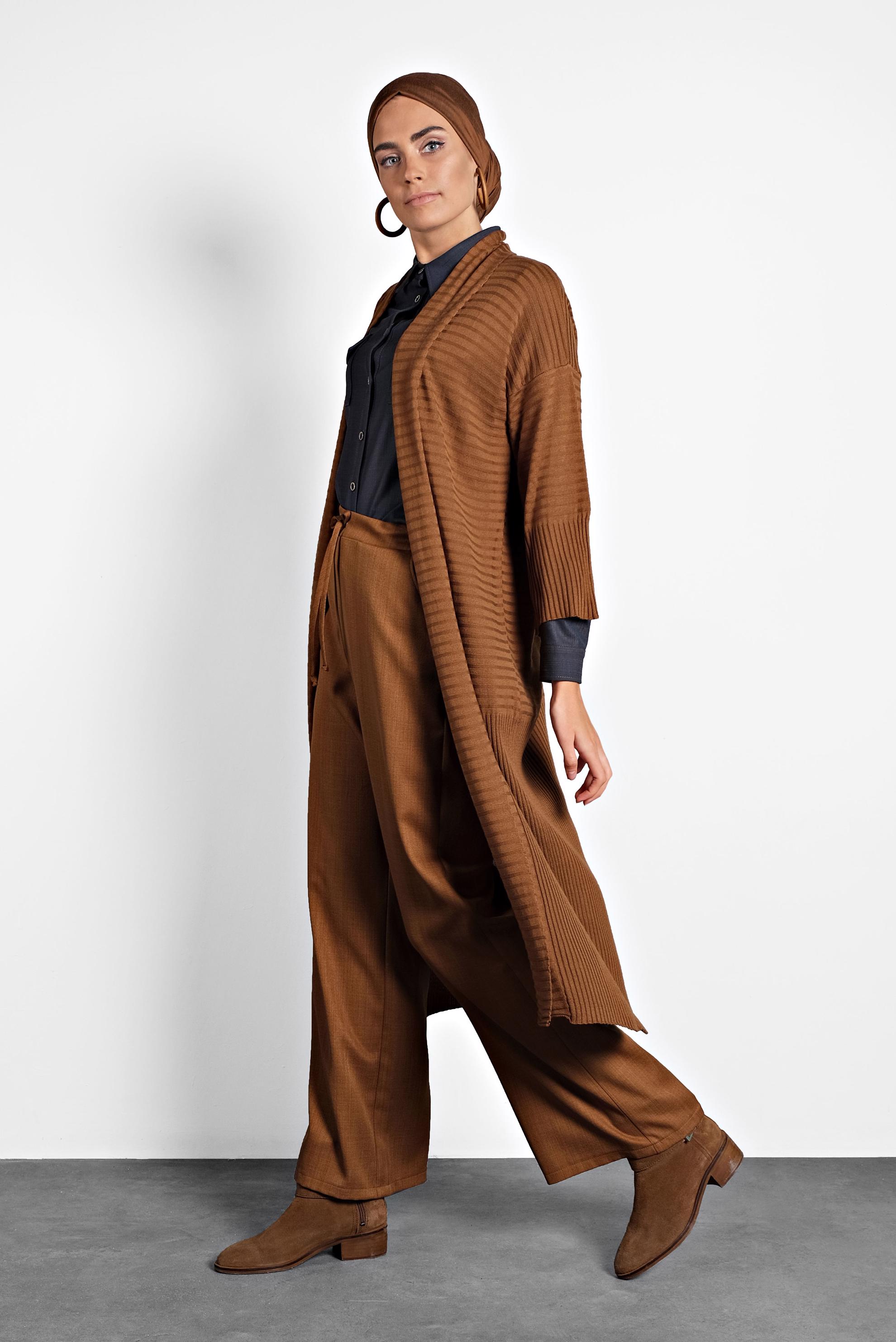 Tesettür giyim TABA FİTİLLİ TRİKO HIRKA 40040  