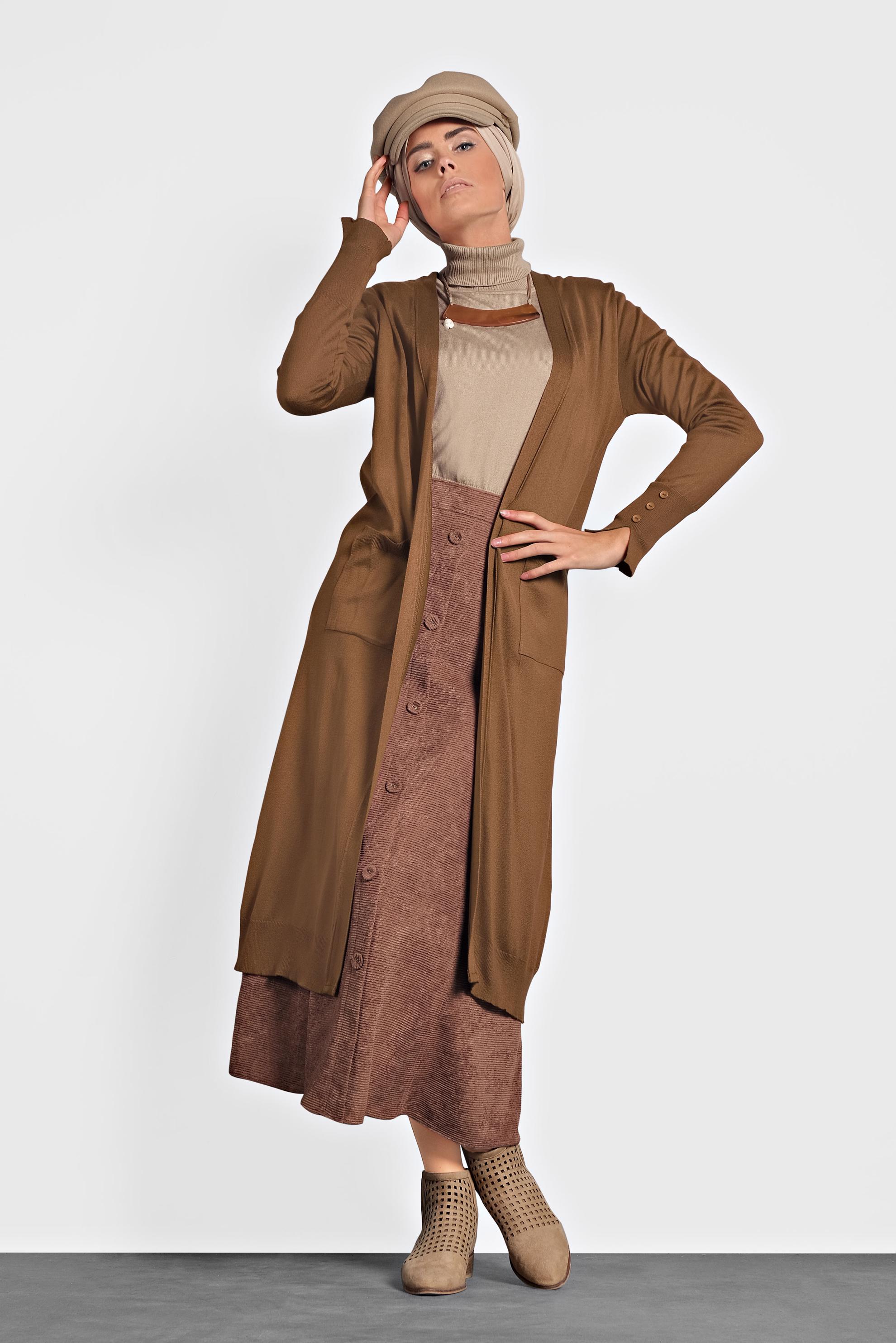 Tesettür giyim TABA MANŞETLERİ DÜĞMELİ CEPLİ TRİKO HIRKA 40044 