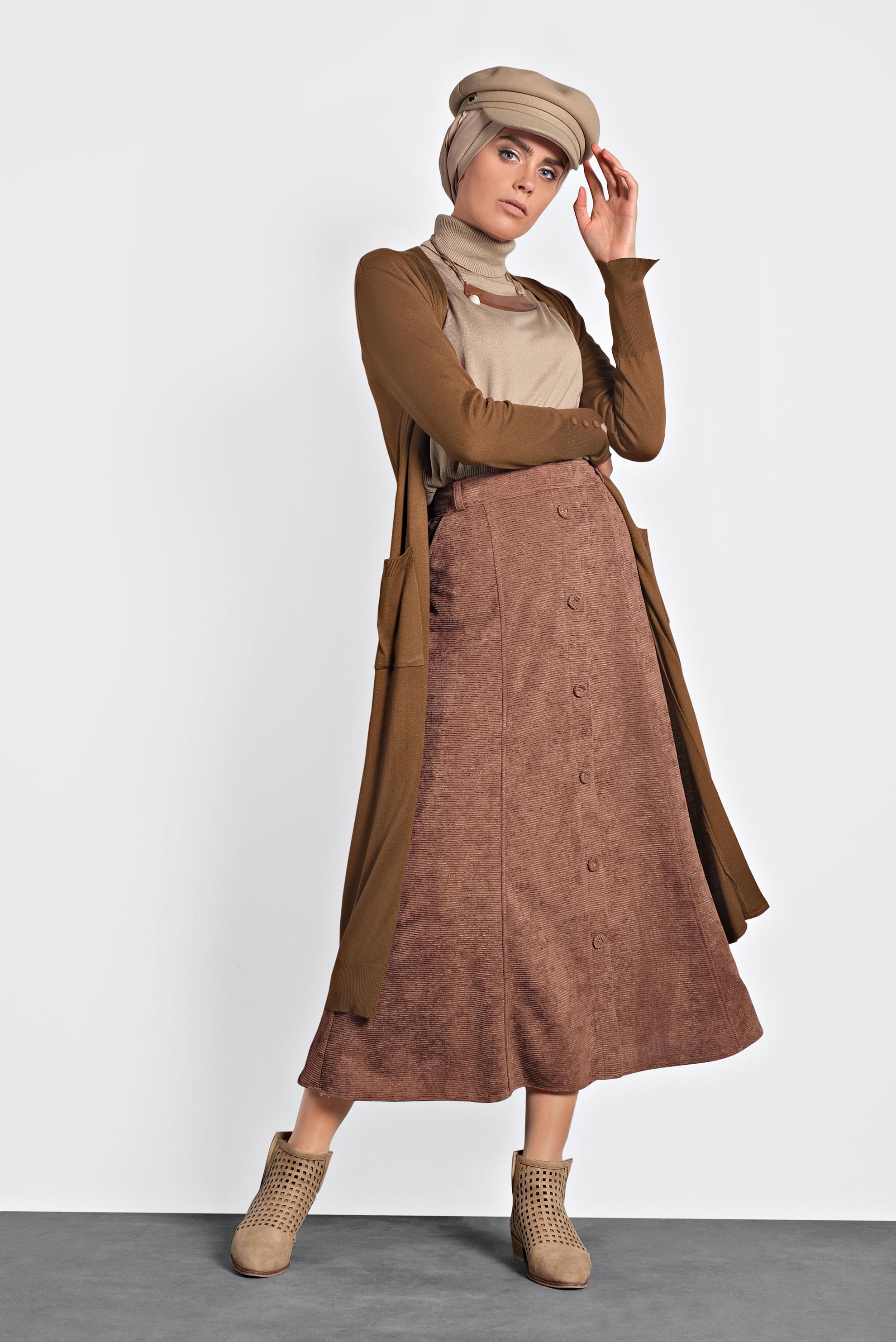 Tesettür giyim TABA MANŞETLERİ DÜĞMELİ CEPLİ TRİKO HIRKA 40044 