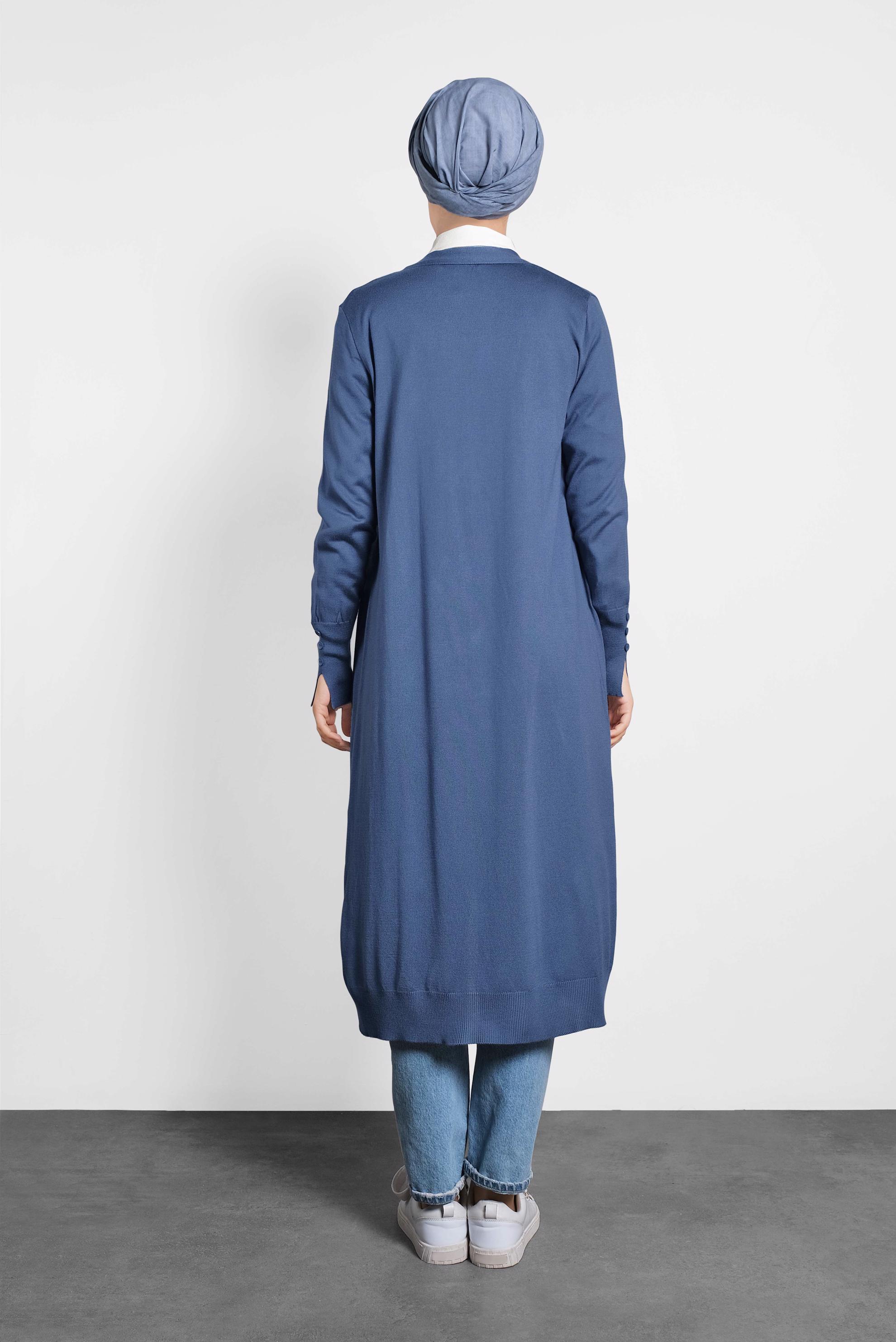 Tesettür giyim LACİVERT MANŞETLERİ DÜĞMELİ CEPLİ TRİKO HIRKA 40044 