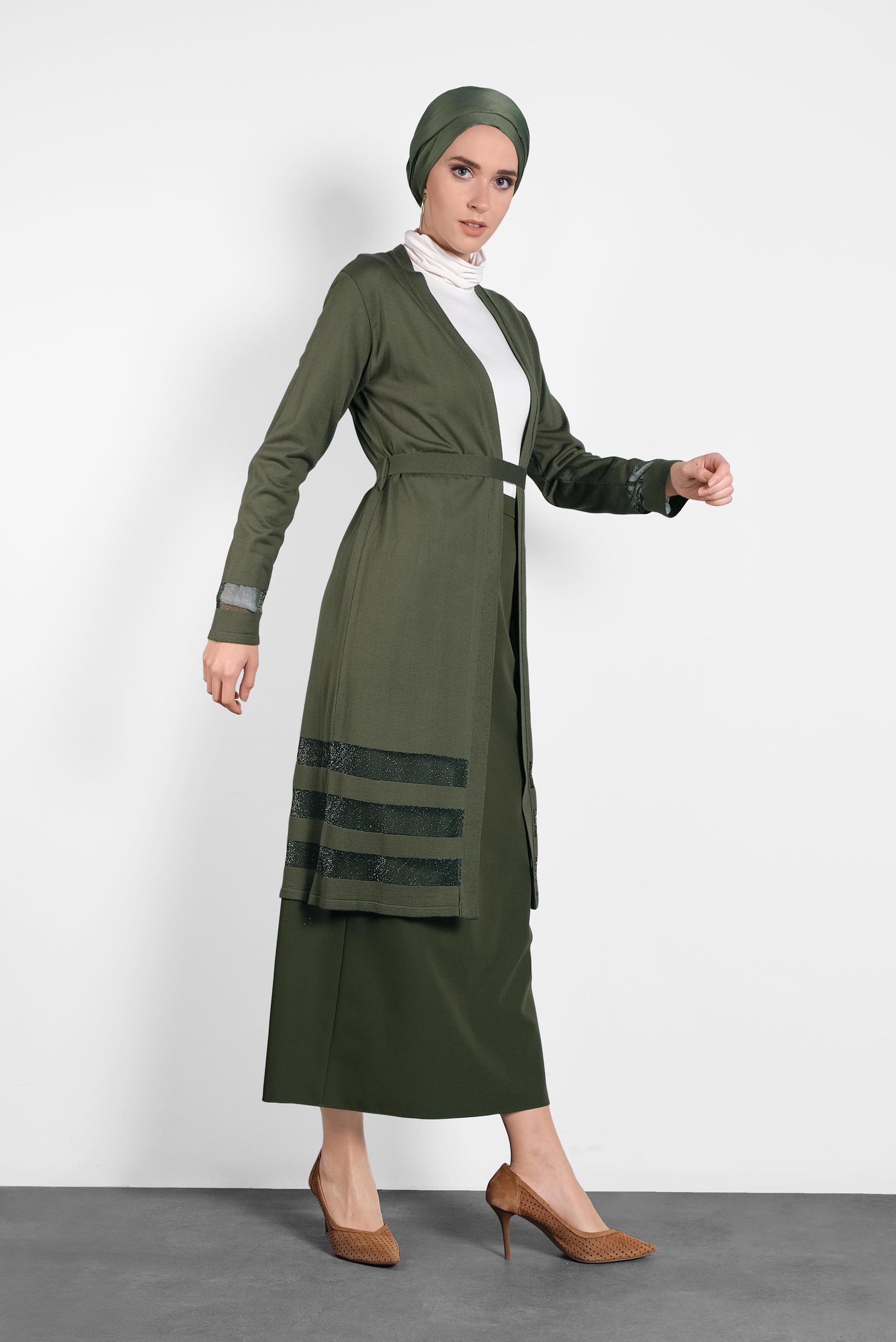 Tesettür giyim HAKİ KUŞAKLI HIRKA 40050 