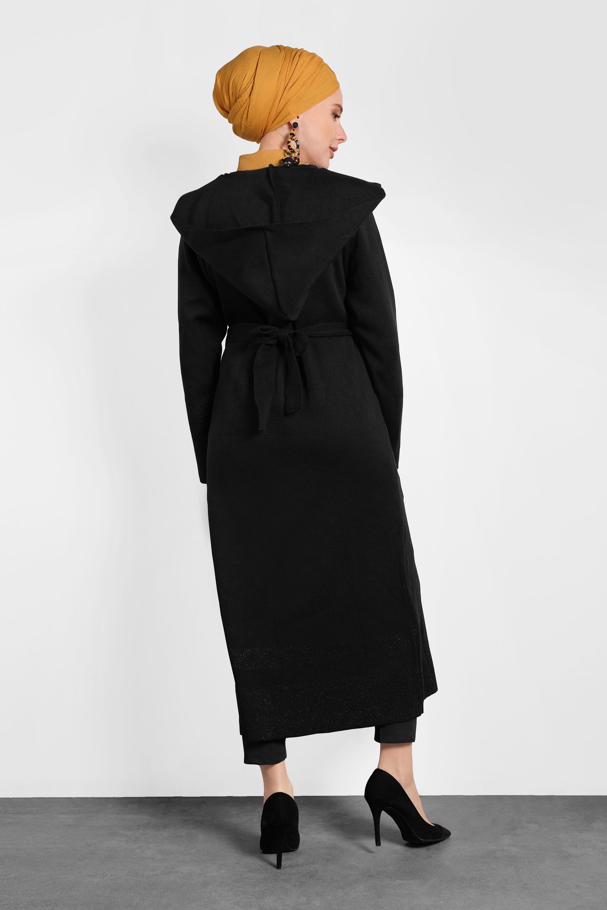 Tesettür giyim SİYAH KAPÜŞONLU KUŞAKLI HIRKA 40276 