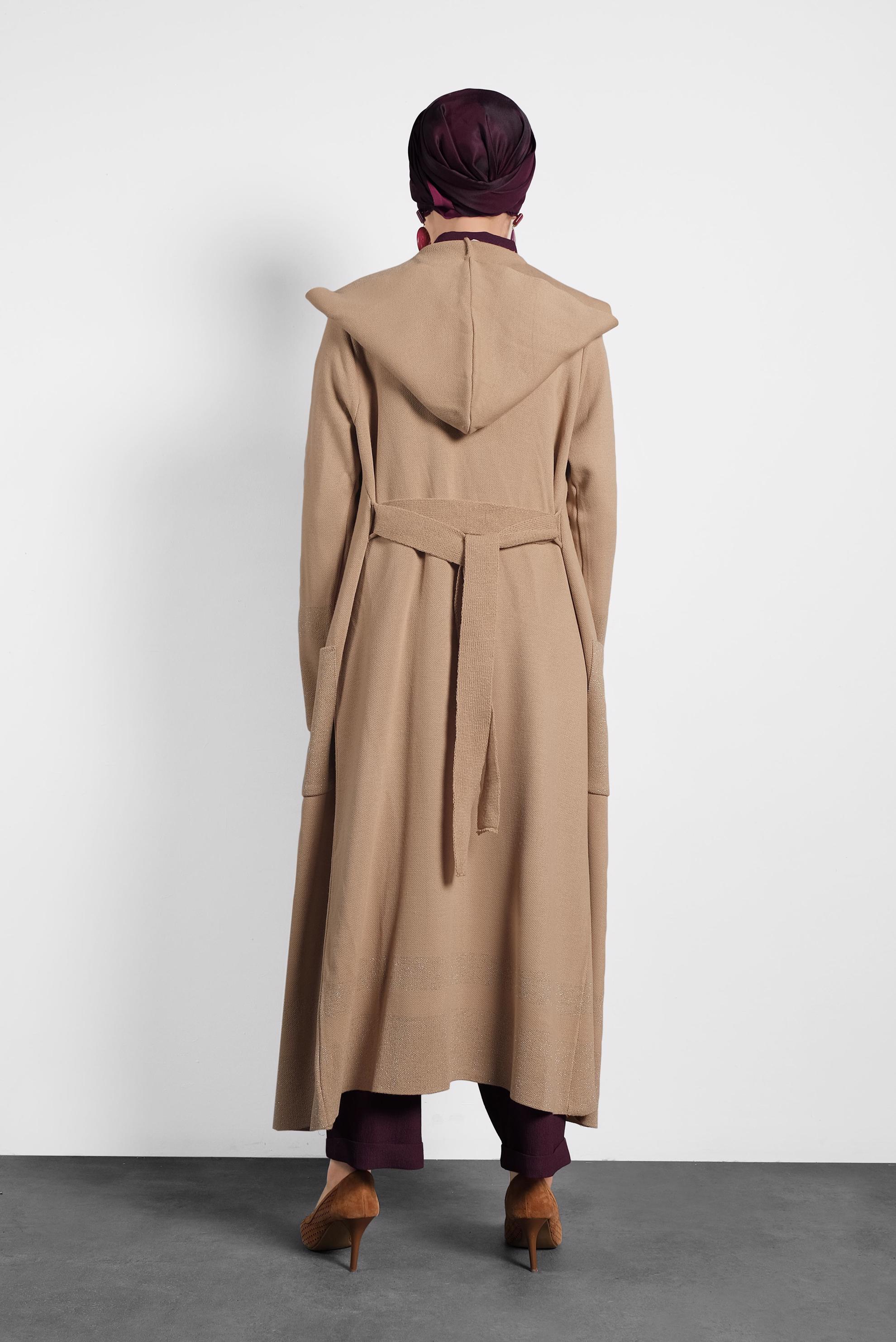 Tesettür giyim KAHVE KAPÜŞONLU KUŞAKLI HIRKA 40276 