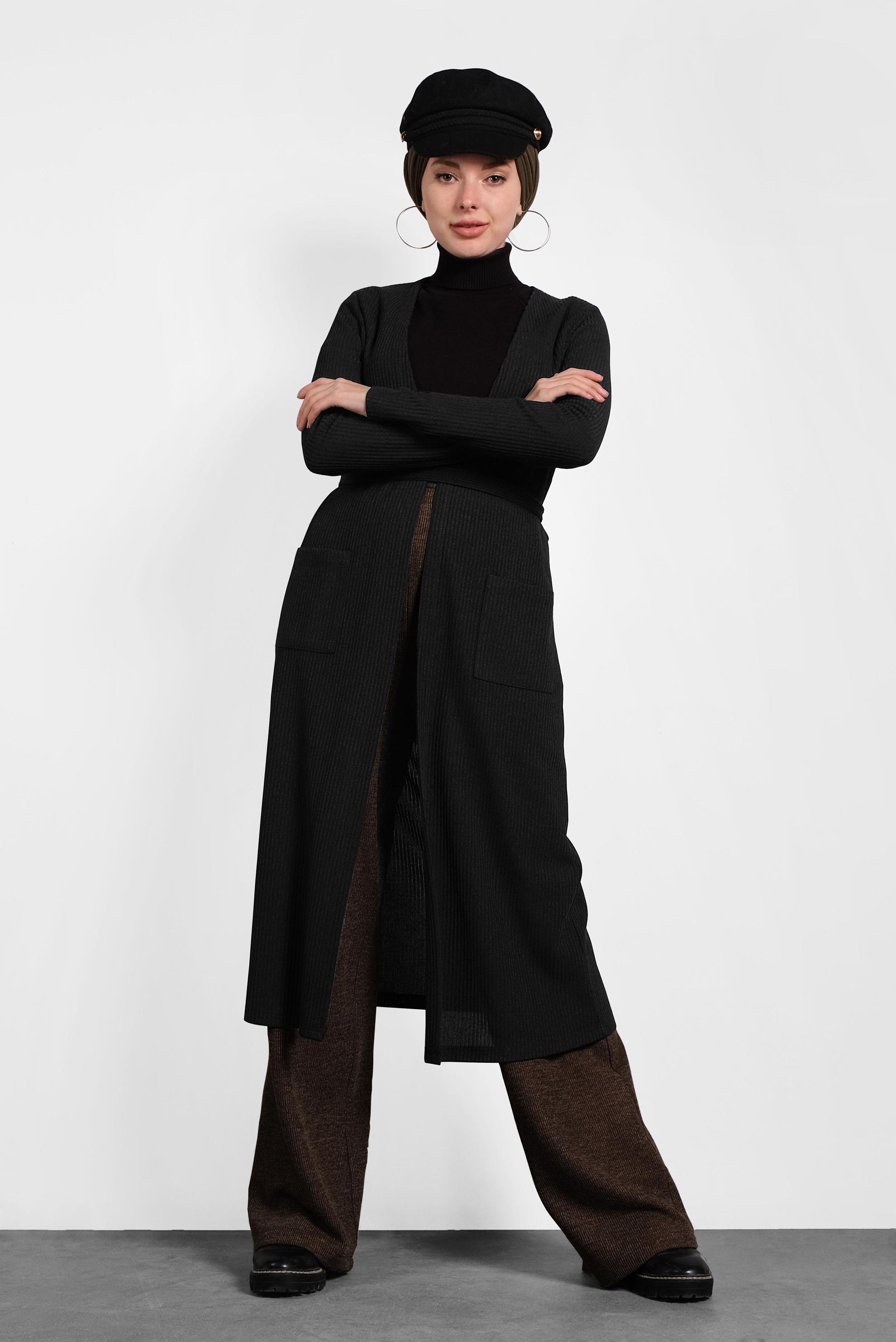 Tesettür giyim SİYAH CEPLİ TRİKO HIRKA 40354
