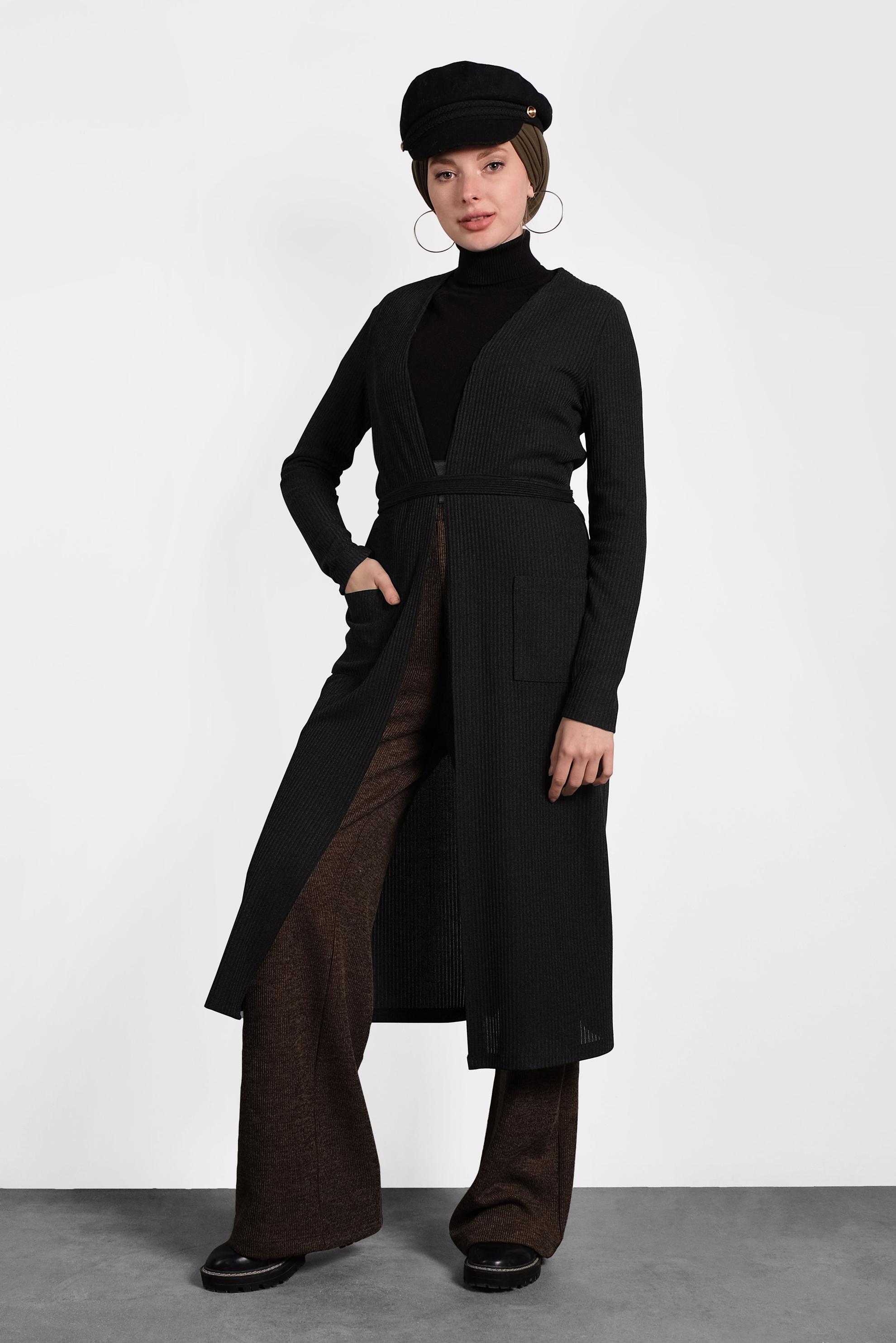 Tesettür giyim SİYAH CEPLİ TRİKO HIRKA 40354