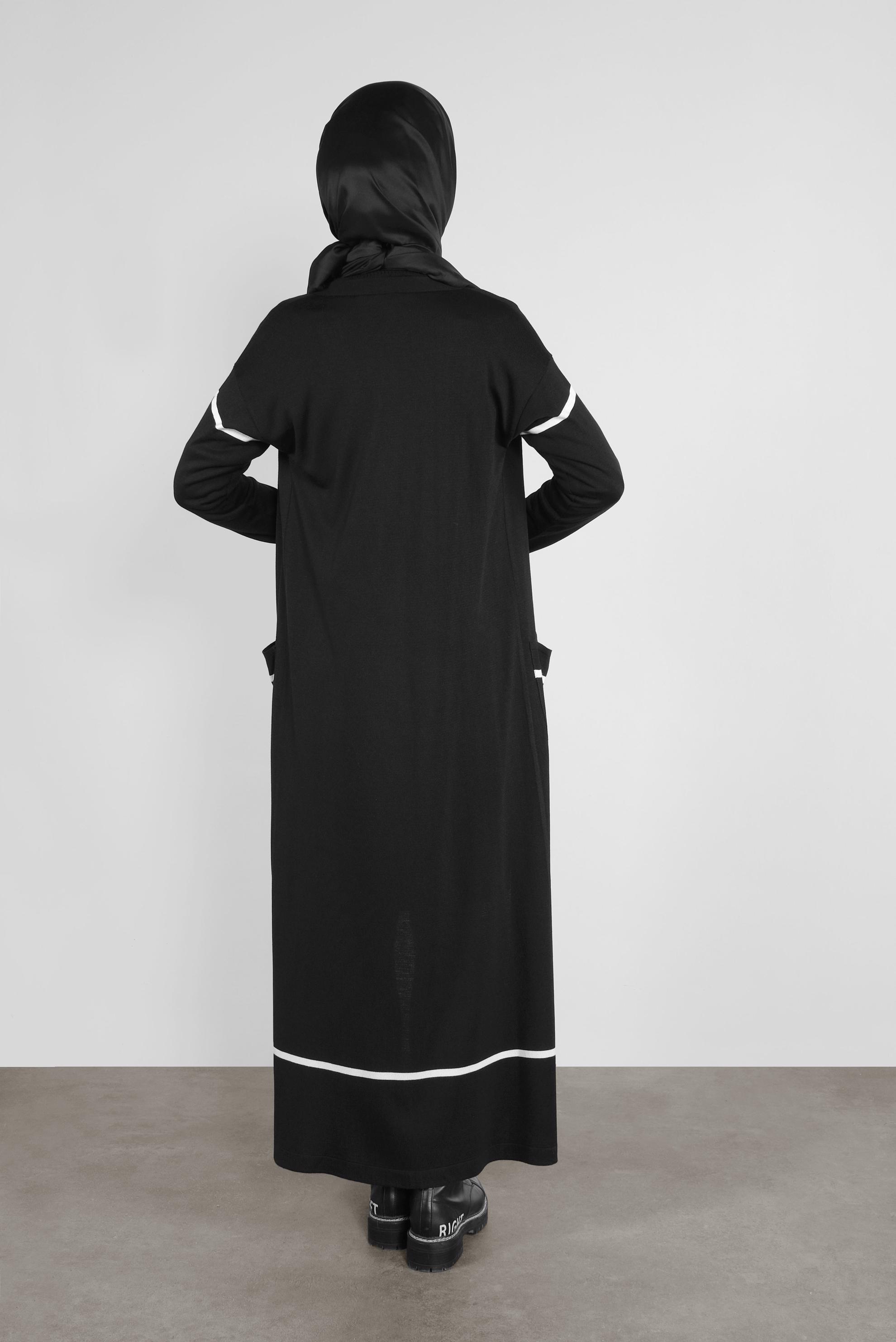 Tesettür giyim SİYAH CEPLİ TRİKO HIRKA 41042 