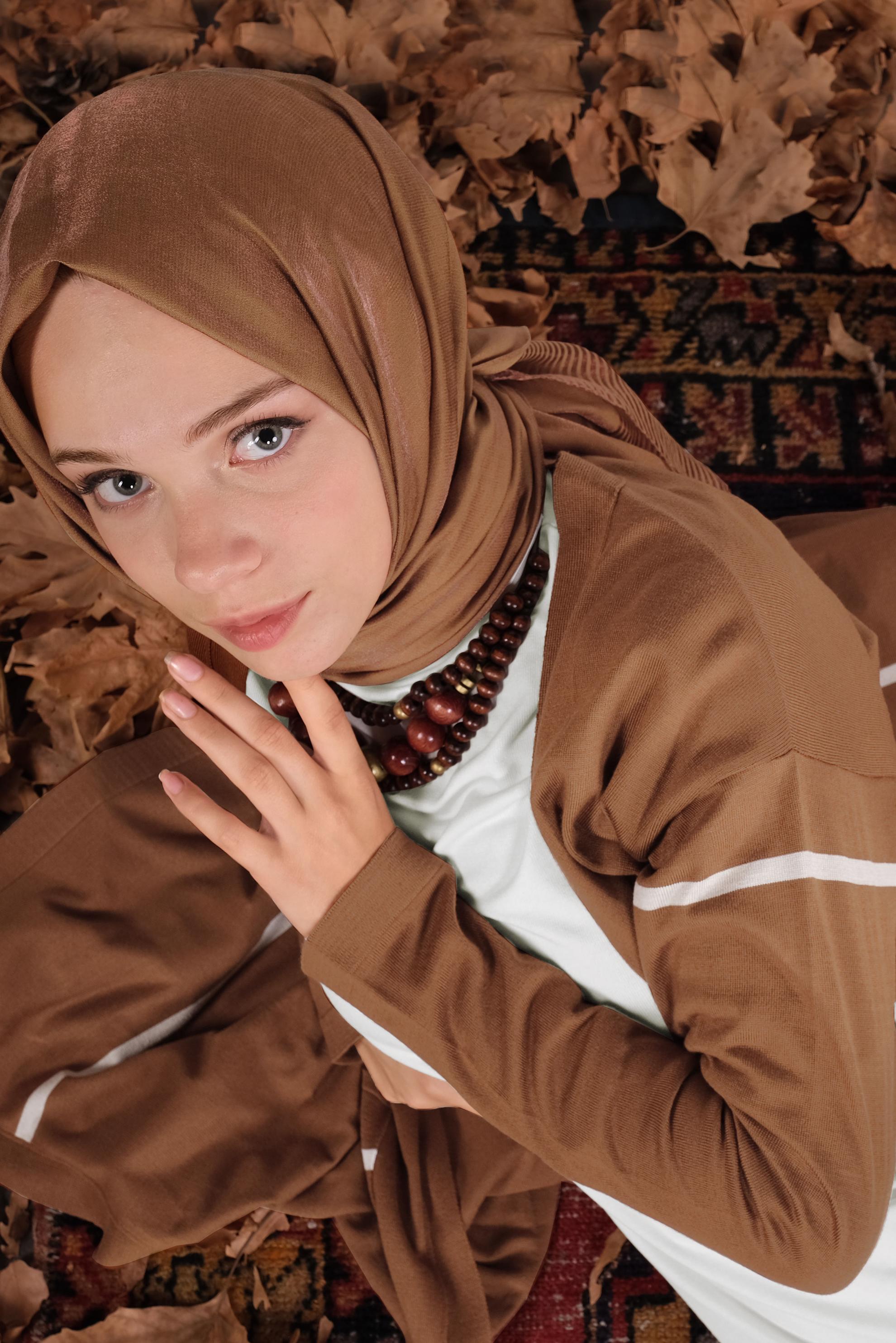 Hijab clothing TABA KNIT CARDIGAN WITH POCKETS 41042 