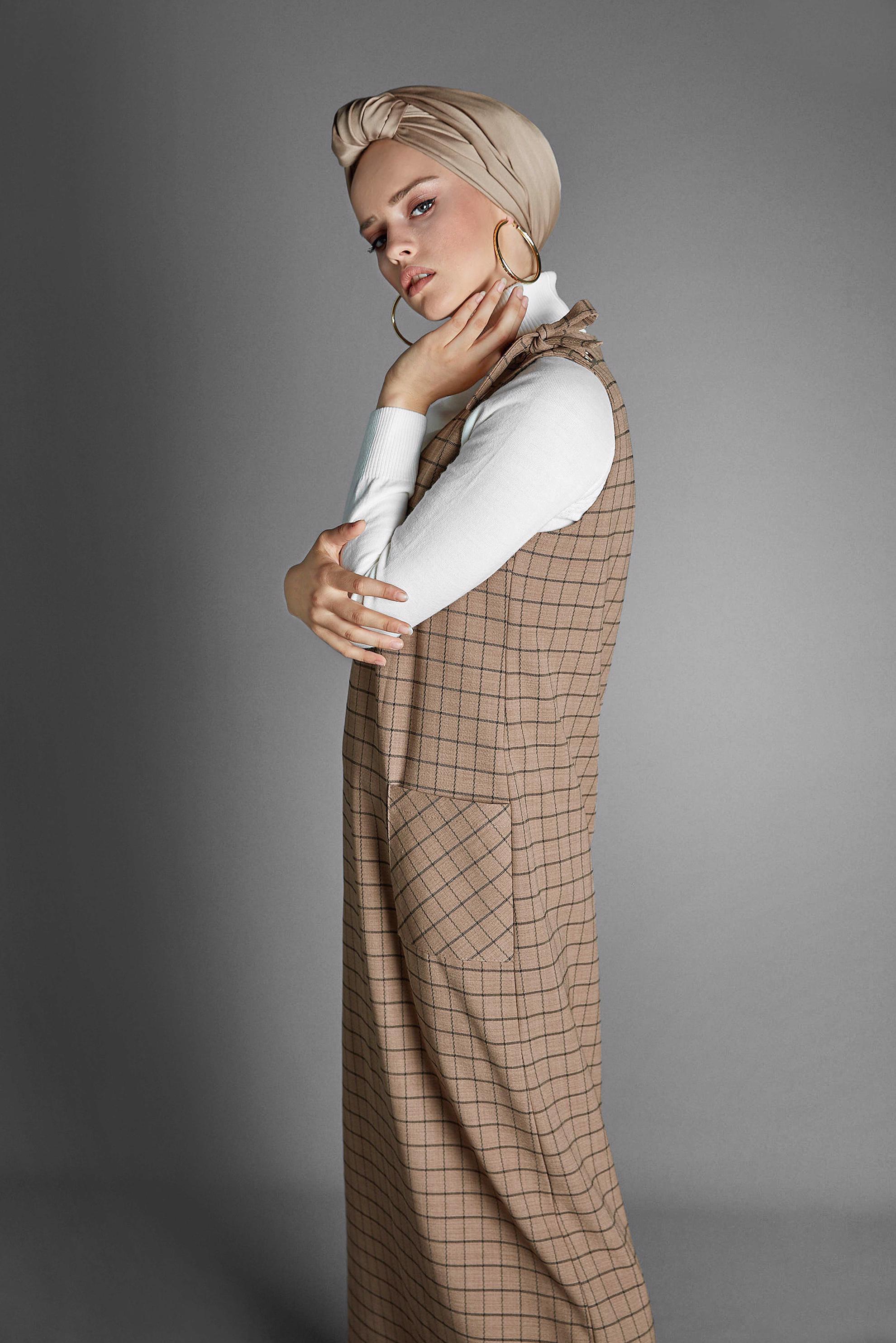 Tesettür giyim BEJ EKOSE JİLE ELBİSE 40190