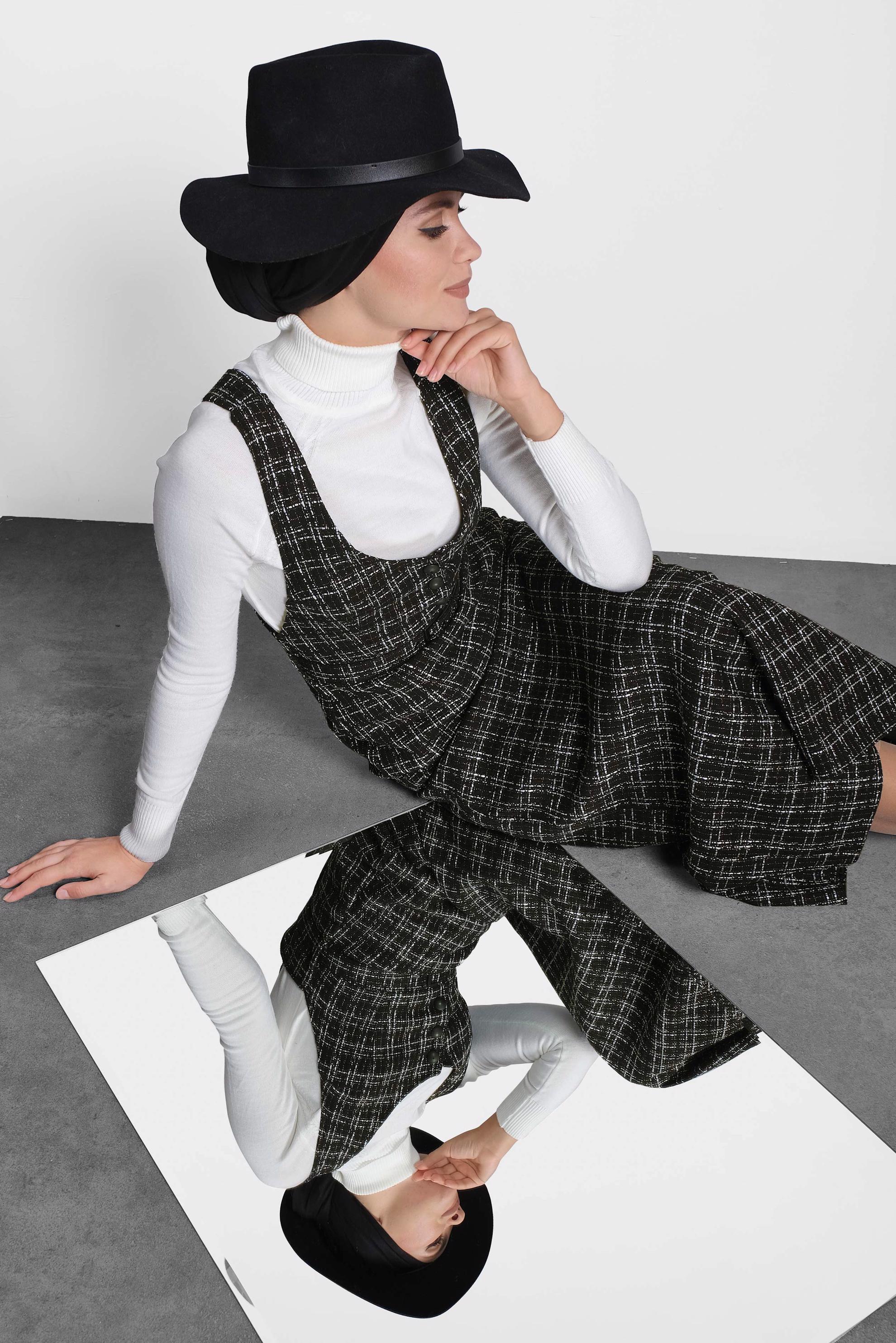 Tesettür giyim SİYAH KEMERLİ DÜĞMELİ TÜVİT JİLE 40221