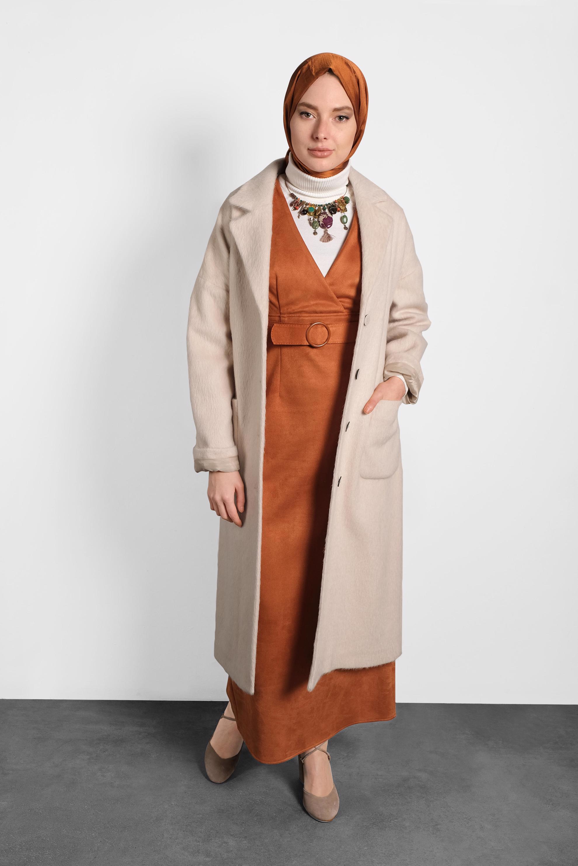 Tesettür giyim TURUNCU KEMERLİ SÜET JİLE ELBİSE 40292