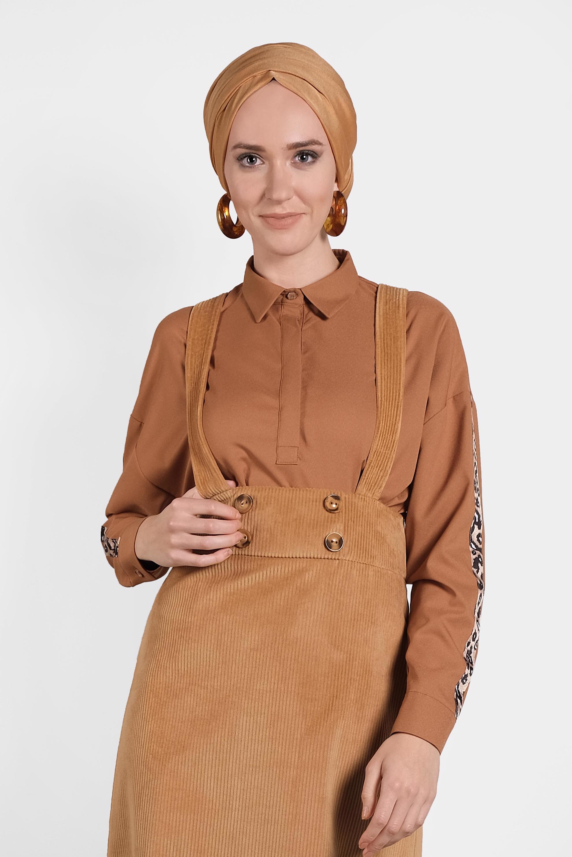 Tesettür giyim KAHVE DÜĞMELİ KADİFE JİLE 40312 