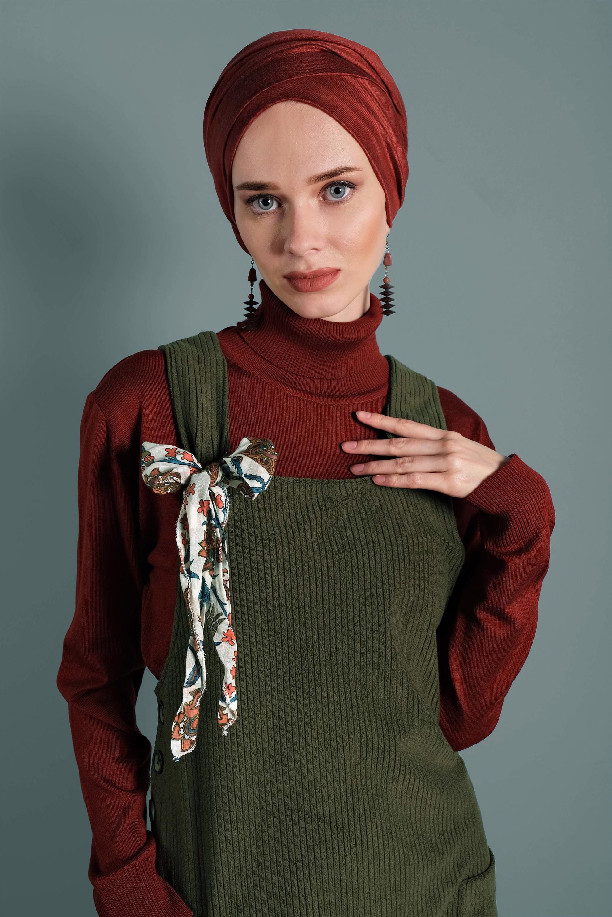 Tesettür giyim HAKİ CEPLİ KADİFE JİLE 40342 