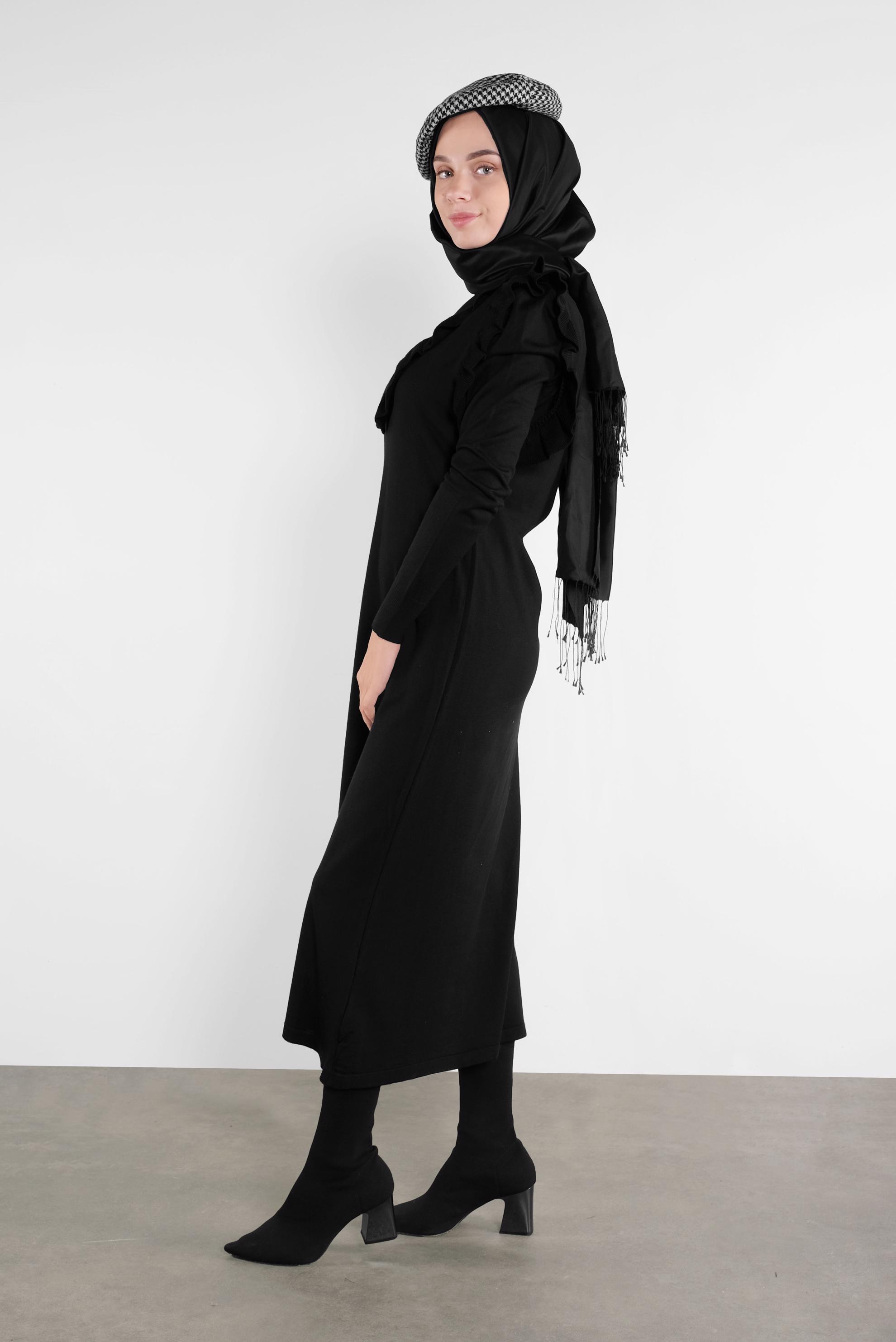 Tesettür giyim SİYAH FIRFIR DETAYLI UZUN TRİKO JİLE 41036 