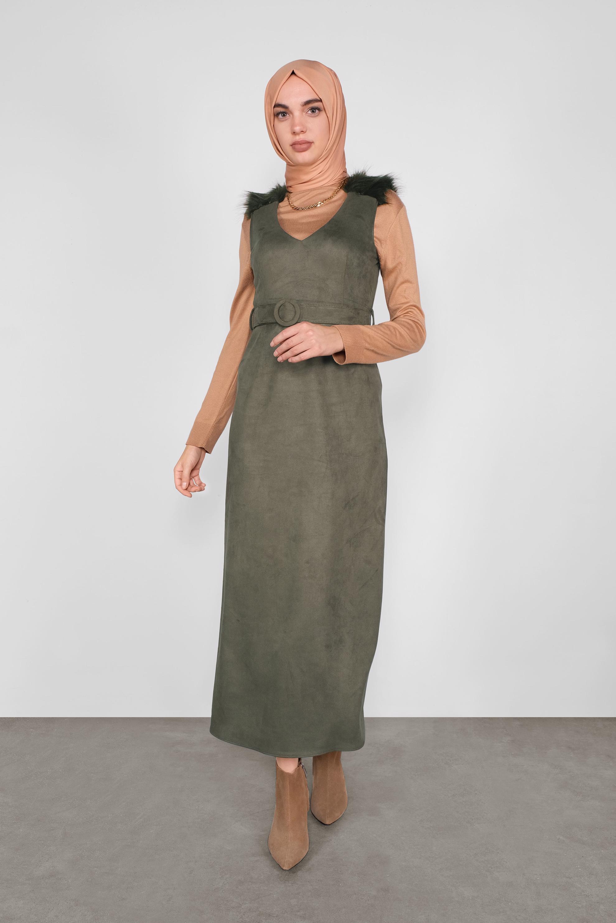 Tesettür giyim HAKİ OMUZLARI KÜRK DETAYLI SÜET JİLE 41119 