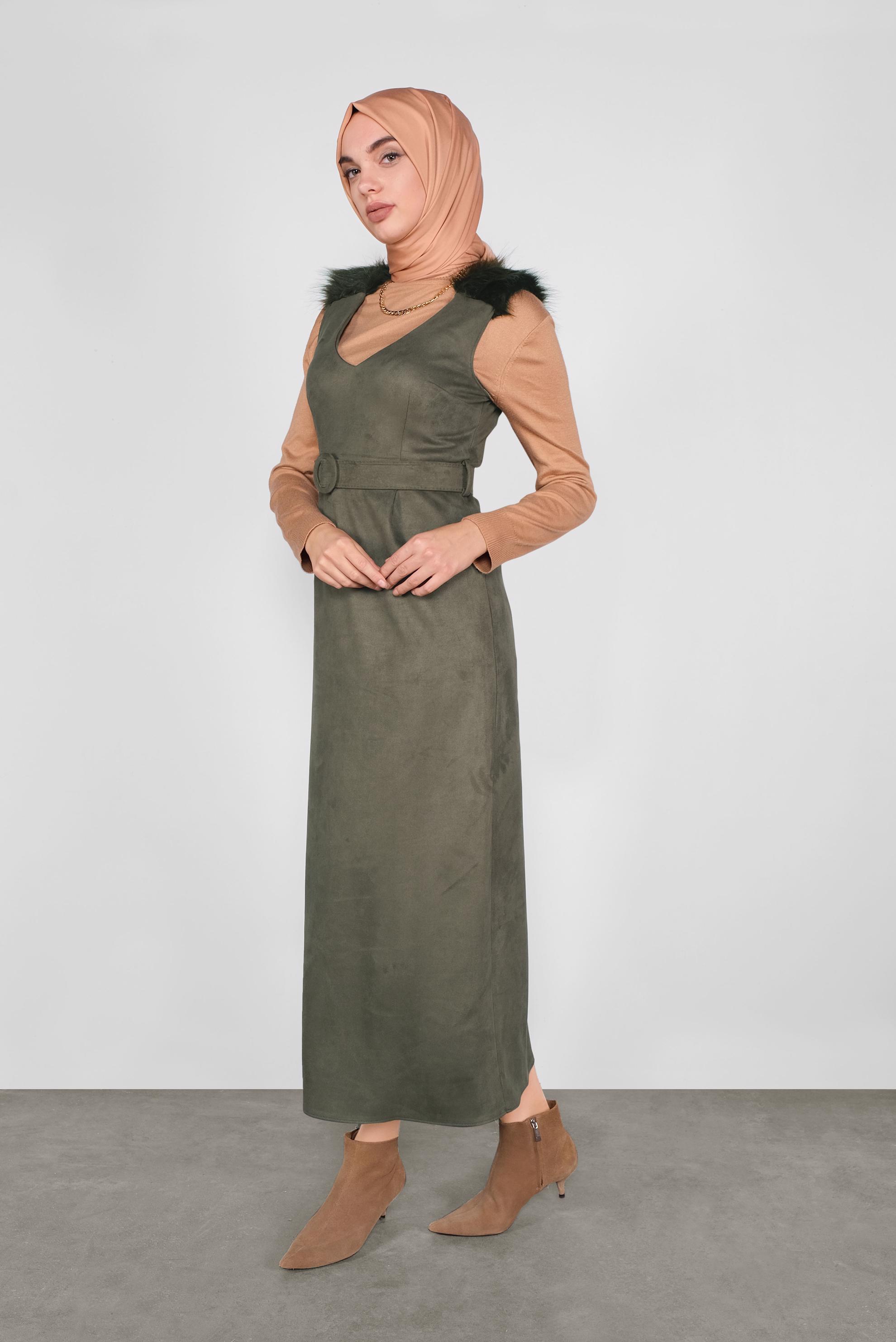 Tesettür giyim HAKİ OMUZLARI KÜRK DETAYLI SÜET JİLE 41119 