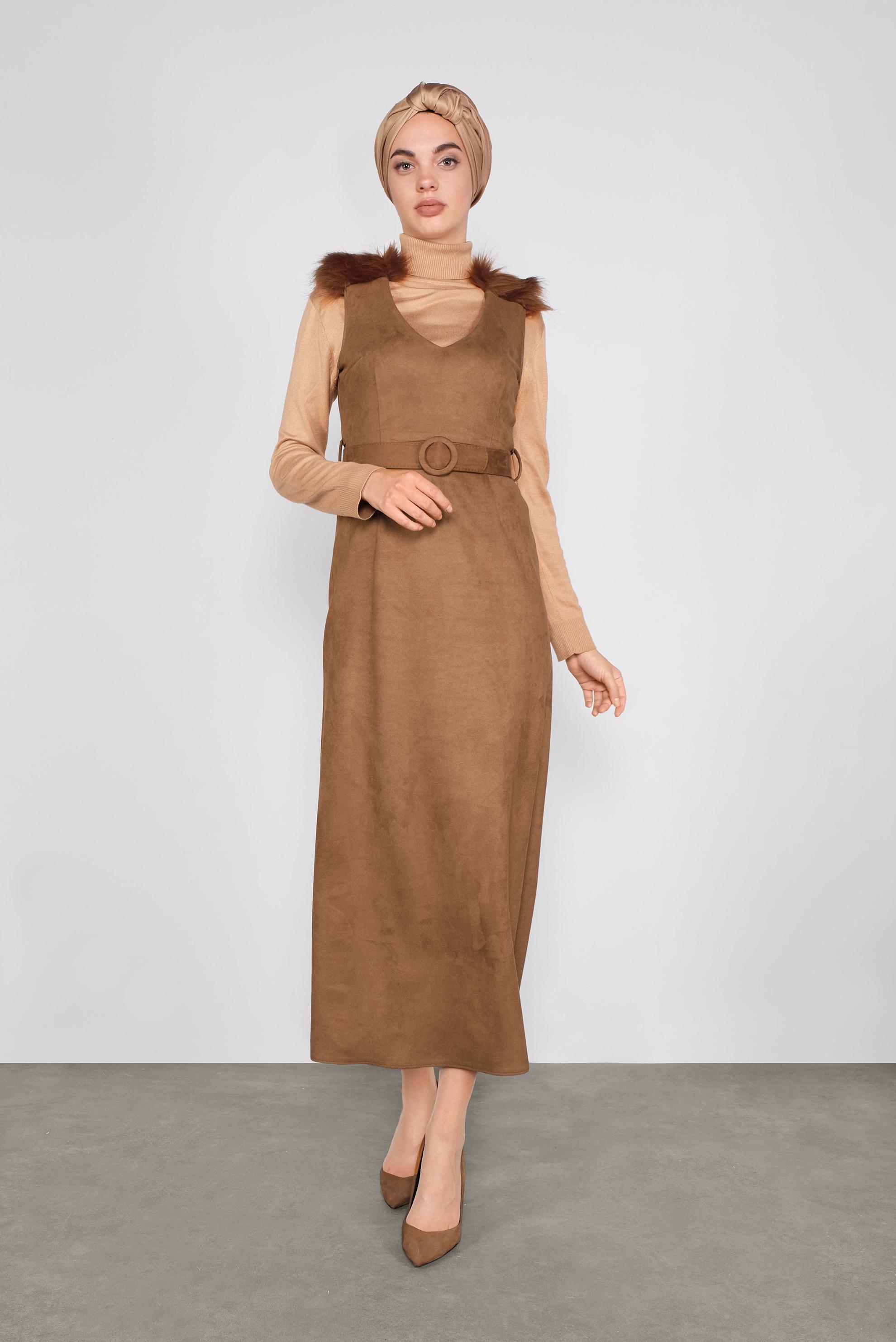 Tesettür giyim KAHVE OMUZLARI KÜRK DETAYLI SÜET JİLE 41119 