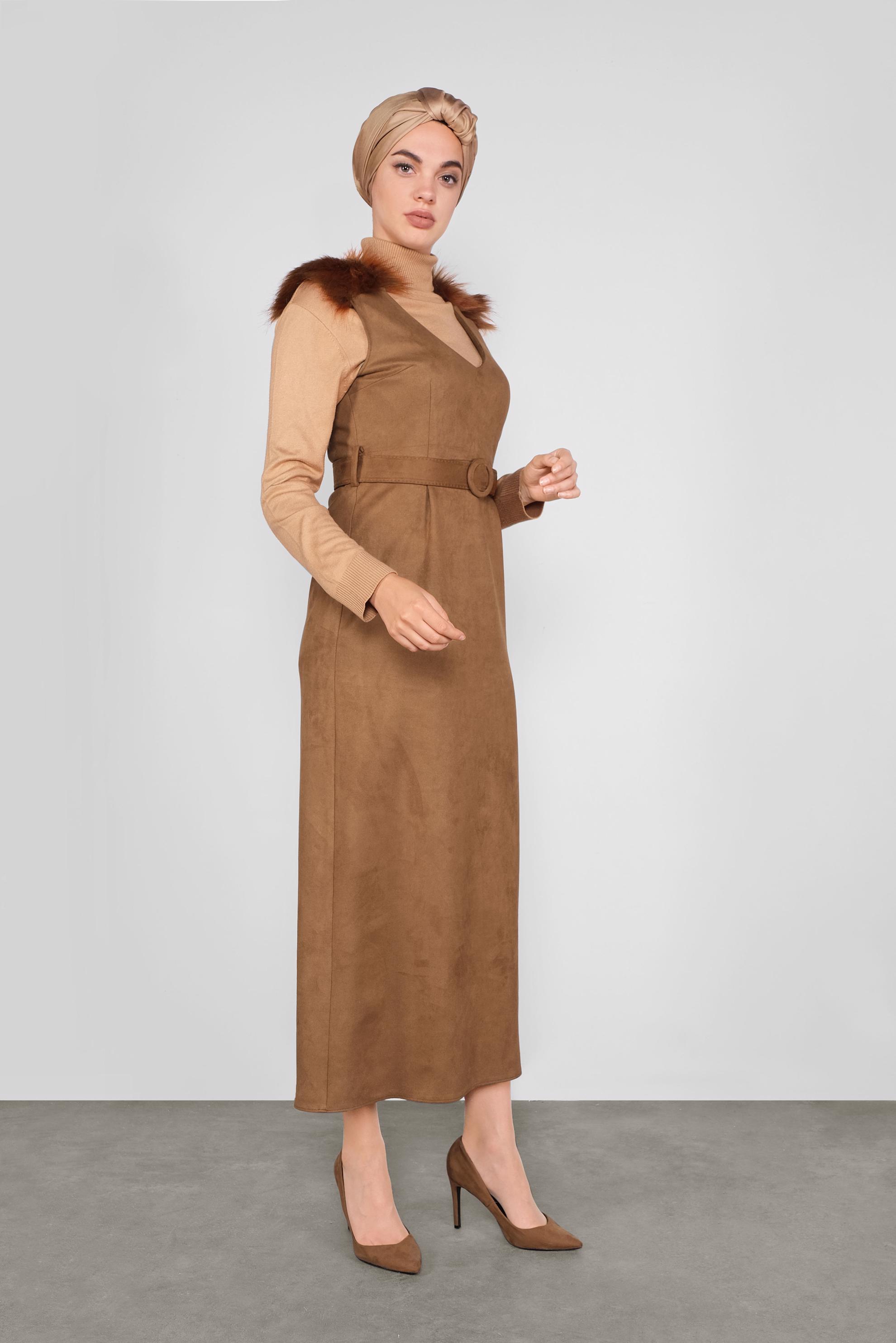 Tesettür giyim KAHVE OMUZLARI KÜRK DETAYLI SÜET JİLE 41119 