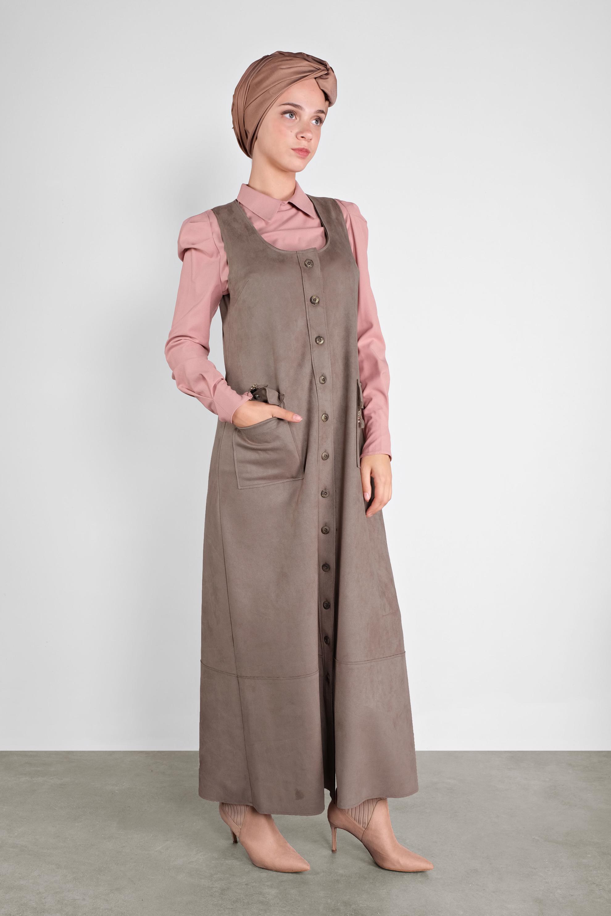 Tesettür giyim VİZON DÜĞMELİ CEPLİ SÜET JİLE 41145