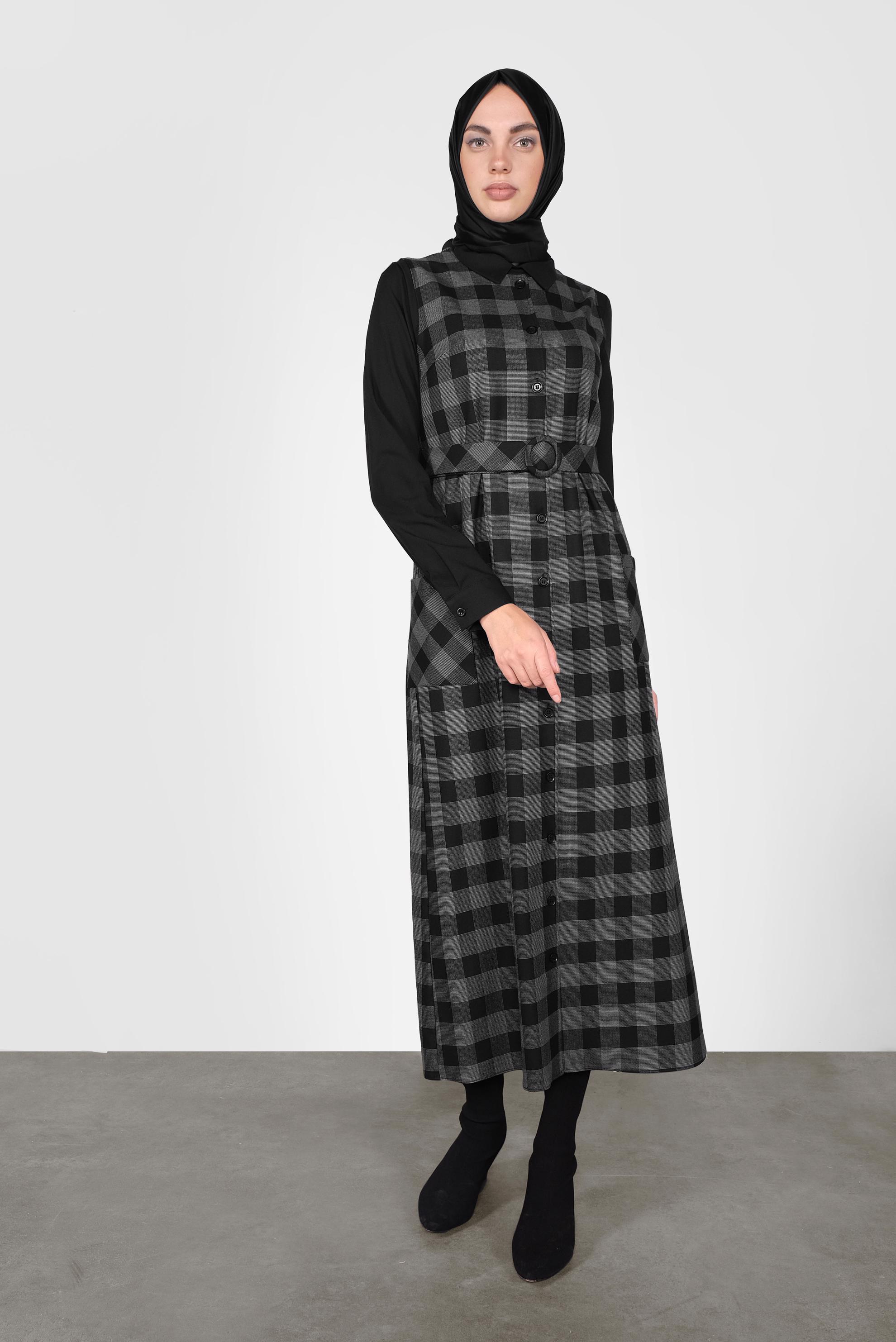 Tesettür giyim SİYAH DÜĞMELİ KARELİ JİLE 41160 