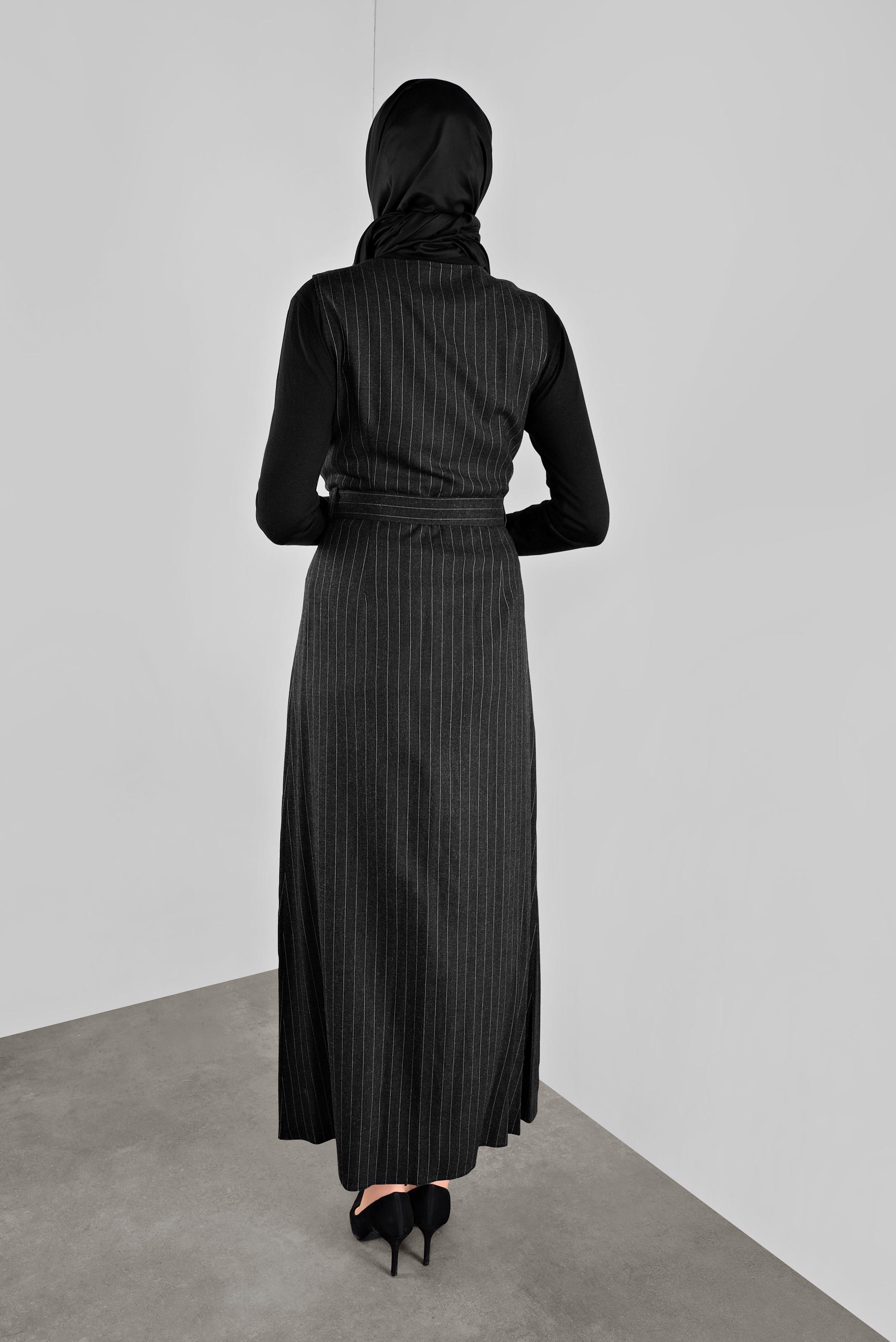 Tesettür giyim SİYAH ÇİZGİLİ KEMERLİ JİLE 41267 