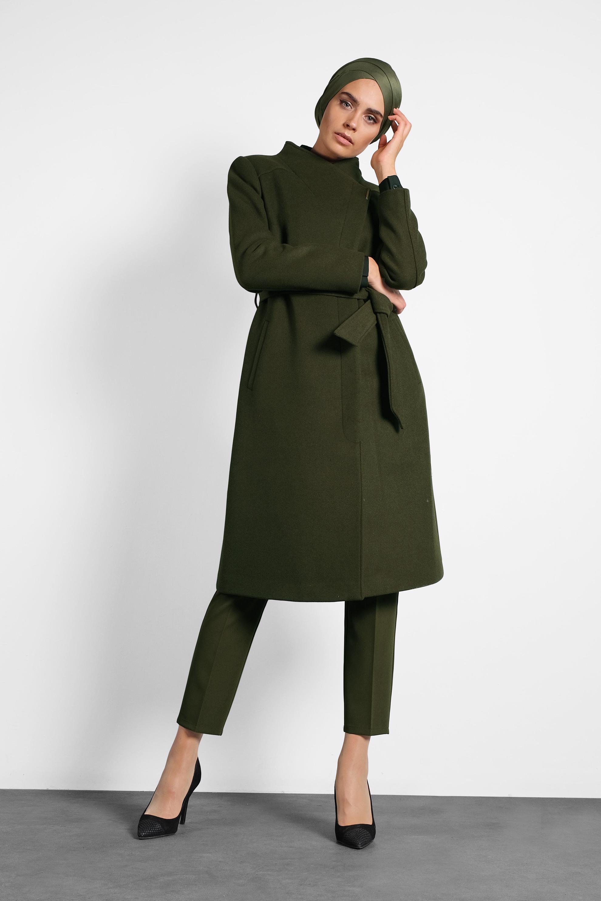 Tesettür giyim HAKİ HAKİM YAKA KUŞAKLI KABAN 90009 