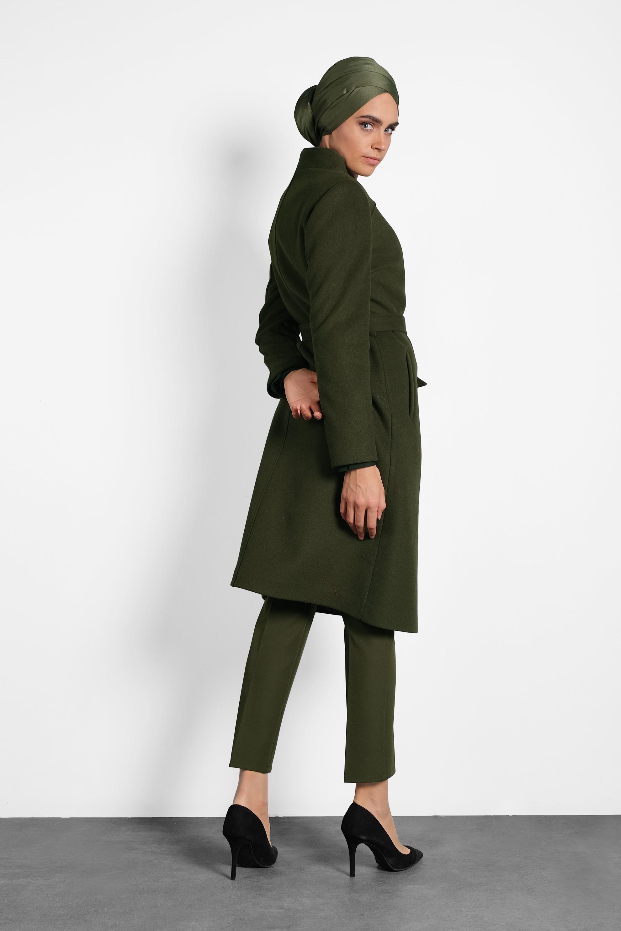 Tesettür giyim HAKİ HAKİM YAKA KUŞAKLI KABAN 90009 